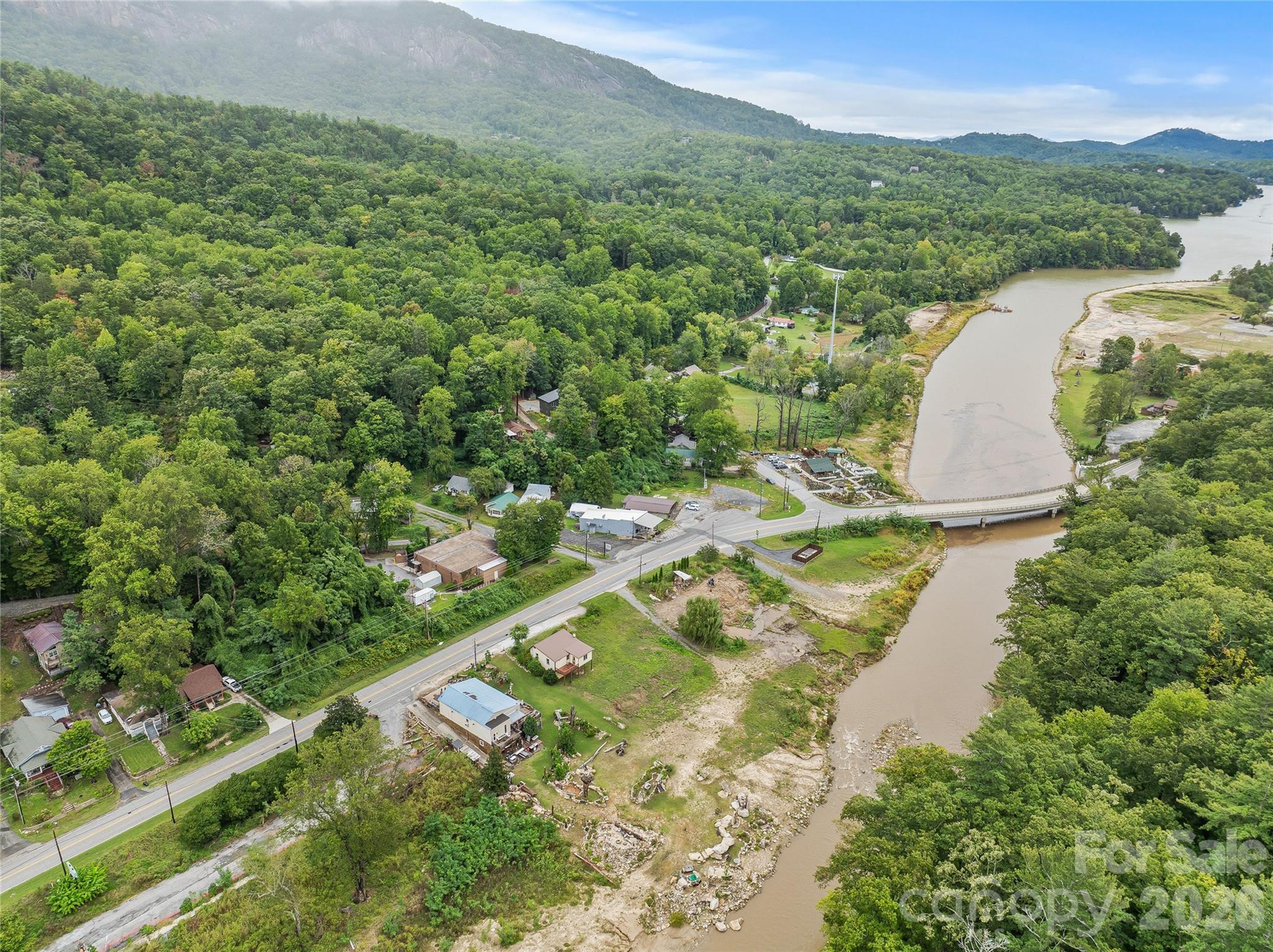3127 Memorial Highway Property Photo 6