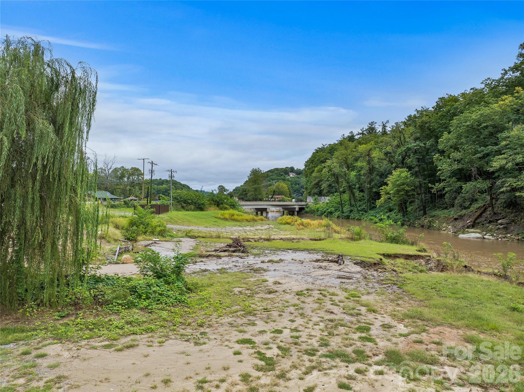 3127 Memorial Highway Property Photo 19