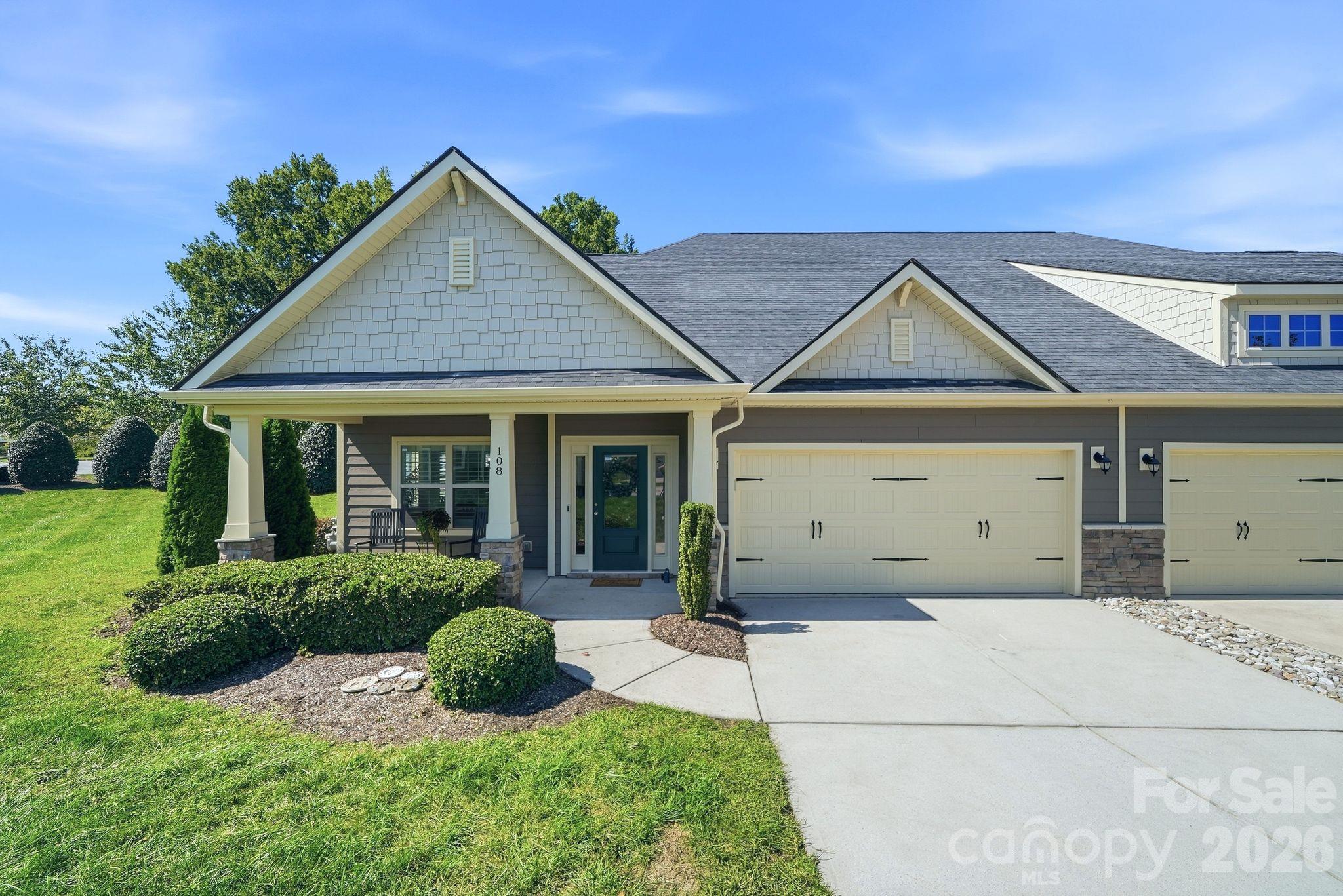 108 Damsire Court Property Photo 1