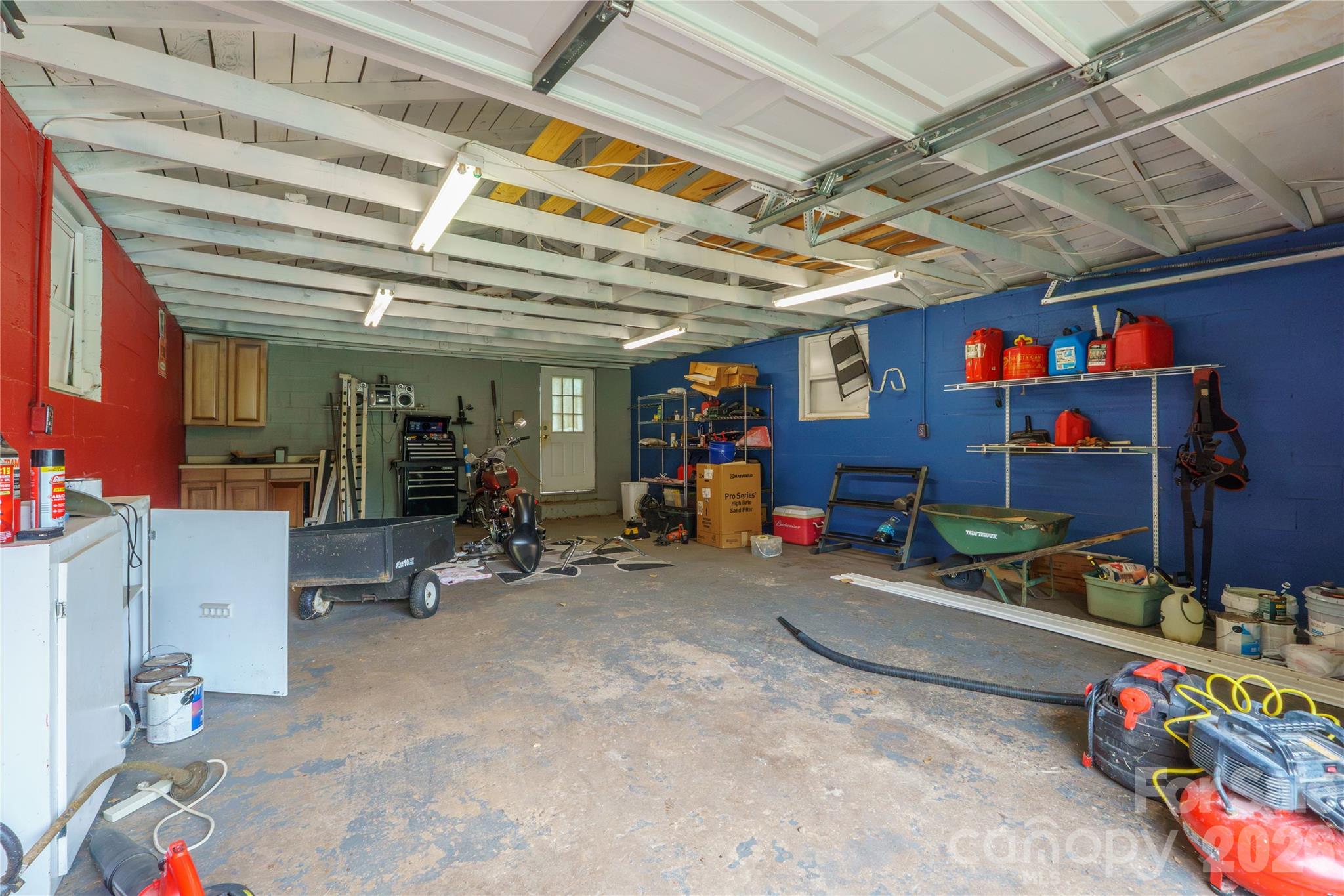228 Hazeleen Avenue Property Photo 23