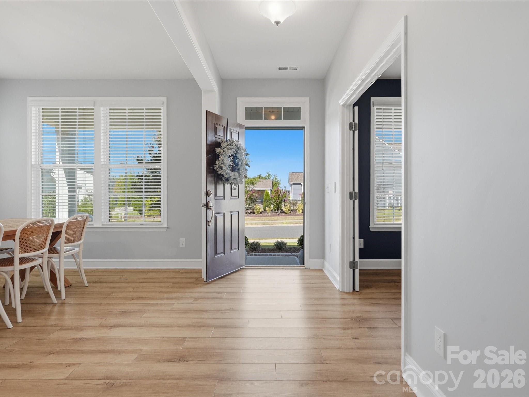 1001 Vettura Court Property Photo 3
