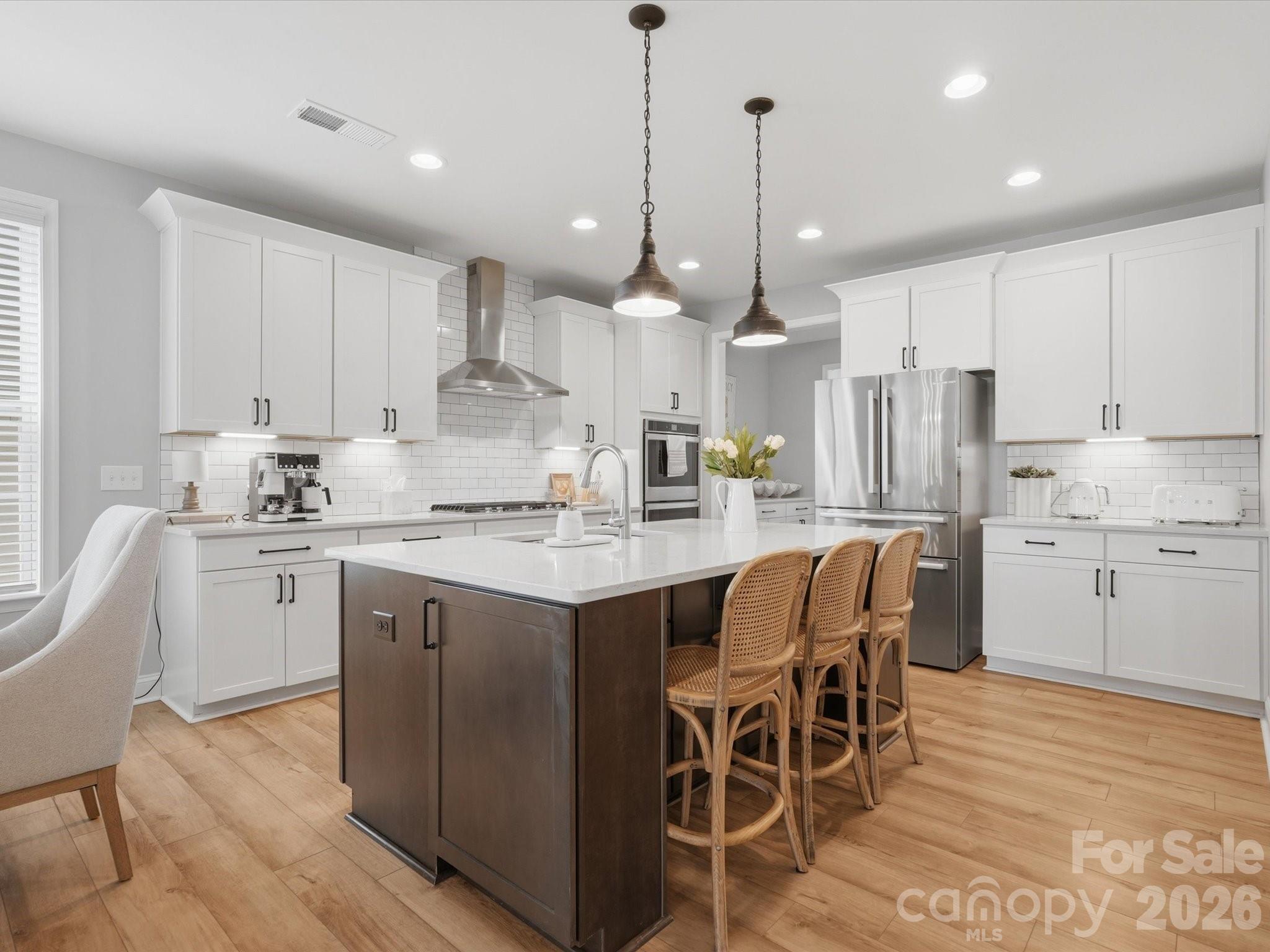 1001 Vettura Court Property Photo 11