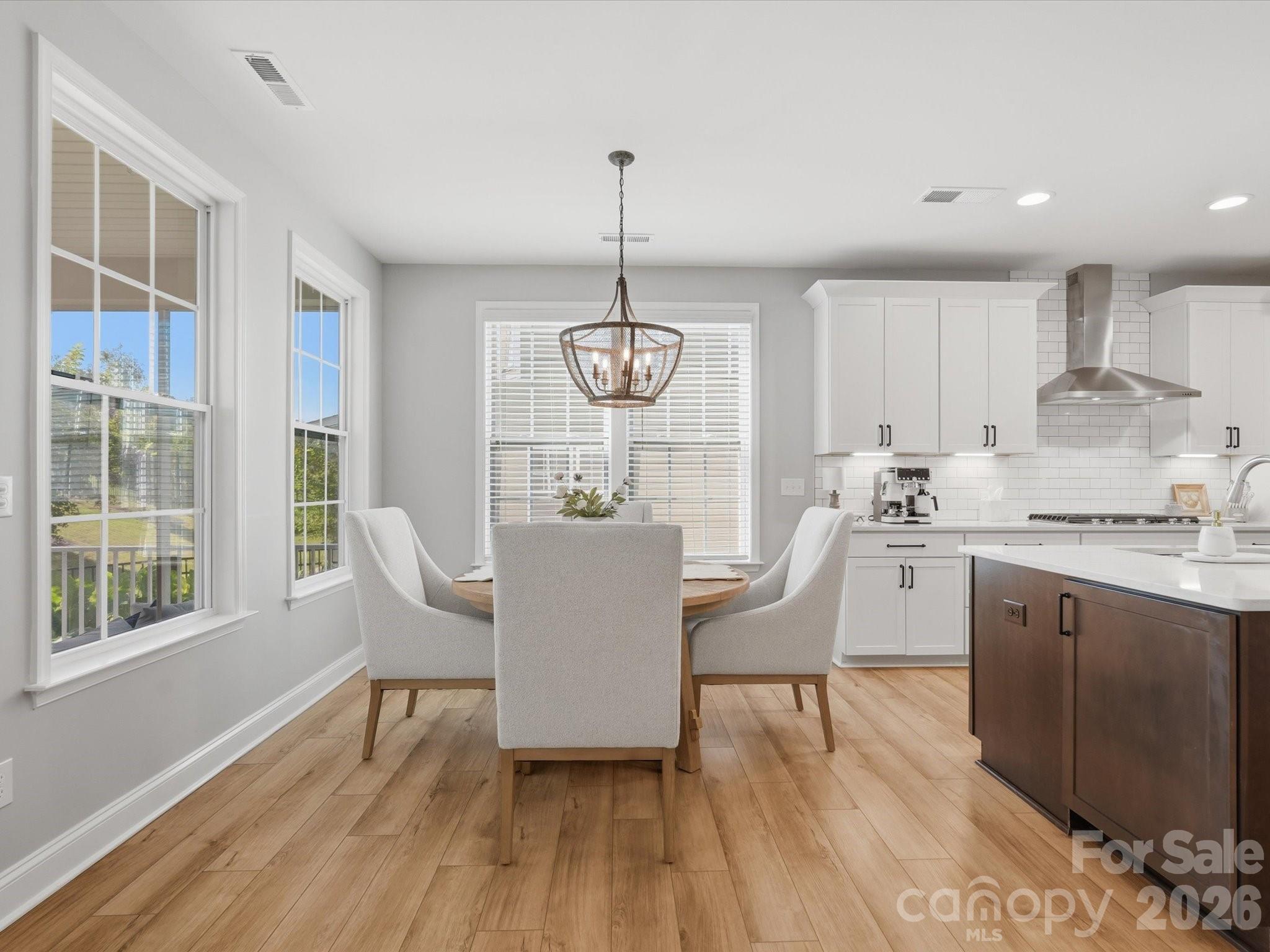 1001 Vettura Court Property Photo 12
