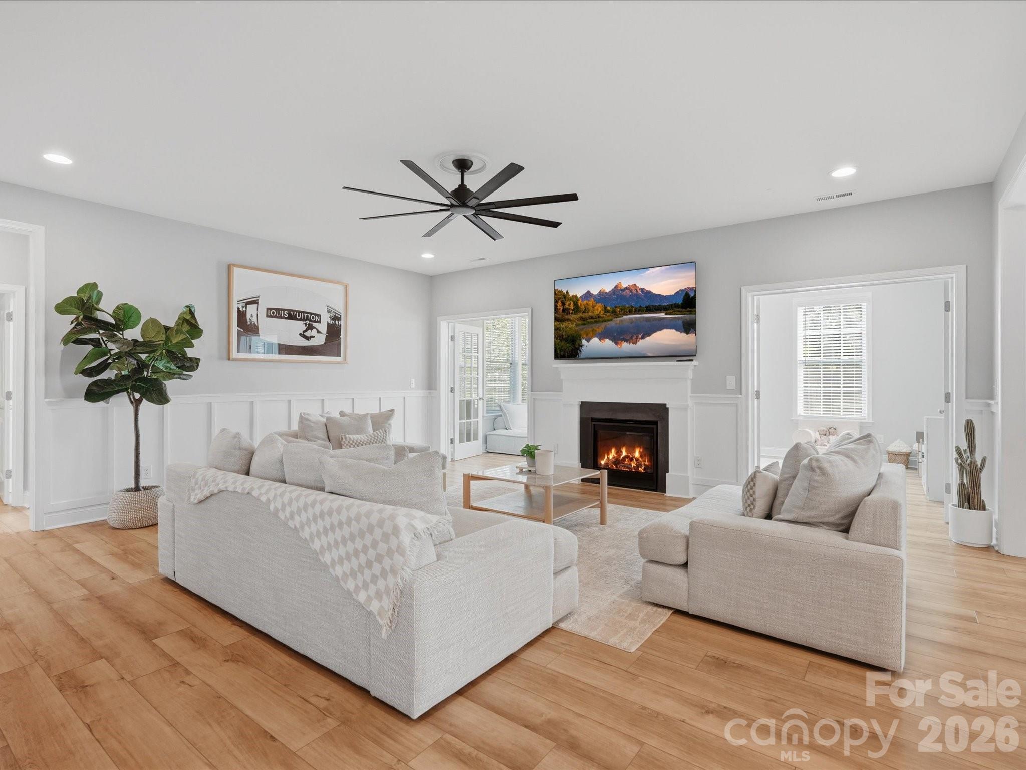 1001 Vettura Court Property Photo 17