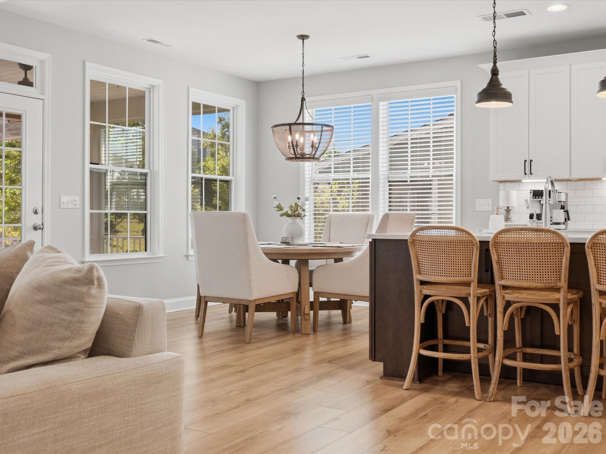 1001 Vettura Court Property Photo 20