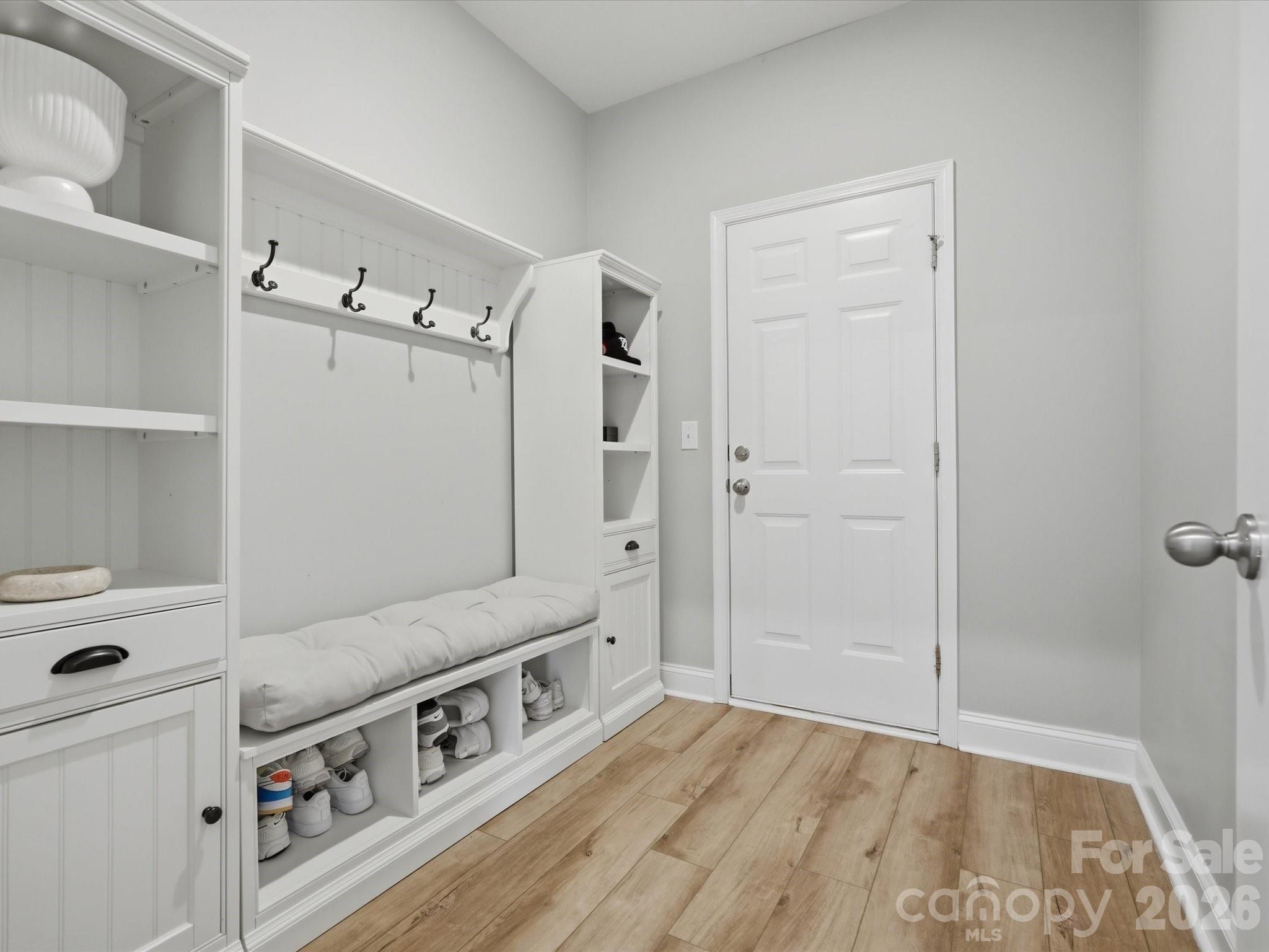 1001 Vettura Court Property Photo 21