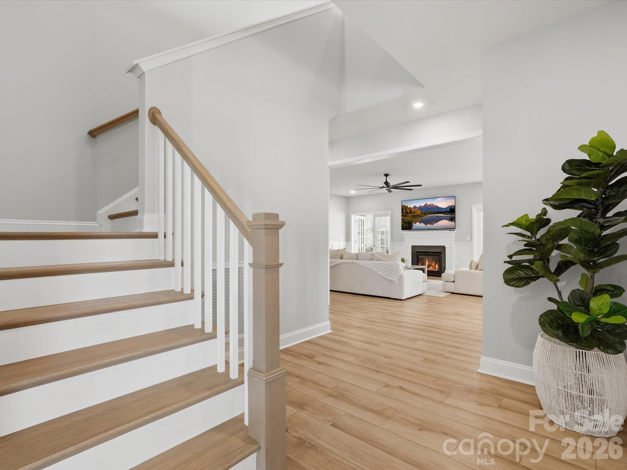 1001 Vettura Court Property Photo 24