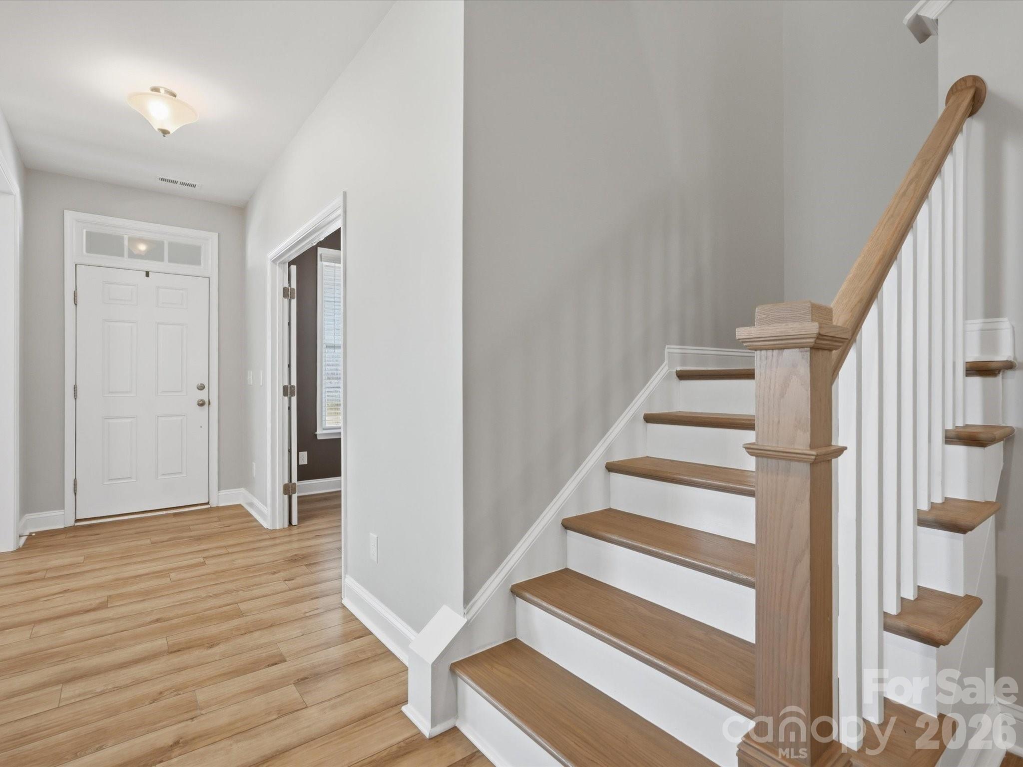1001 Vettura Court Property Photo 25