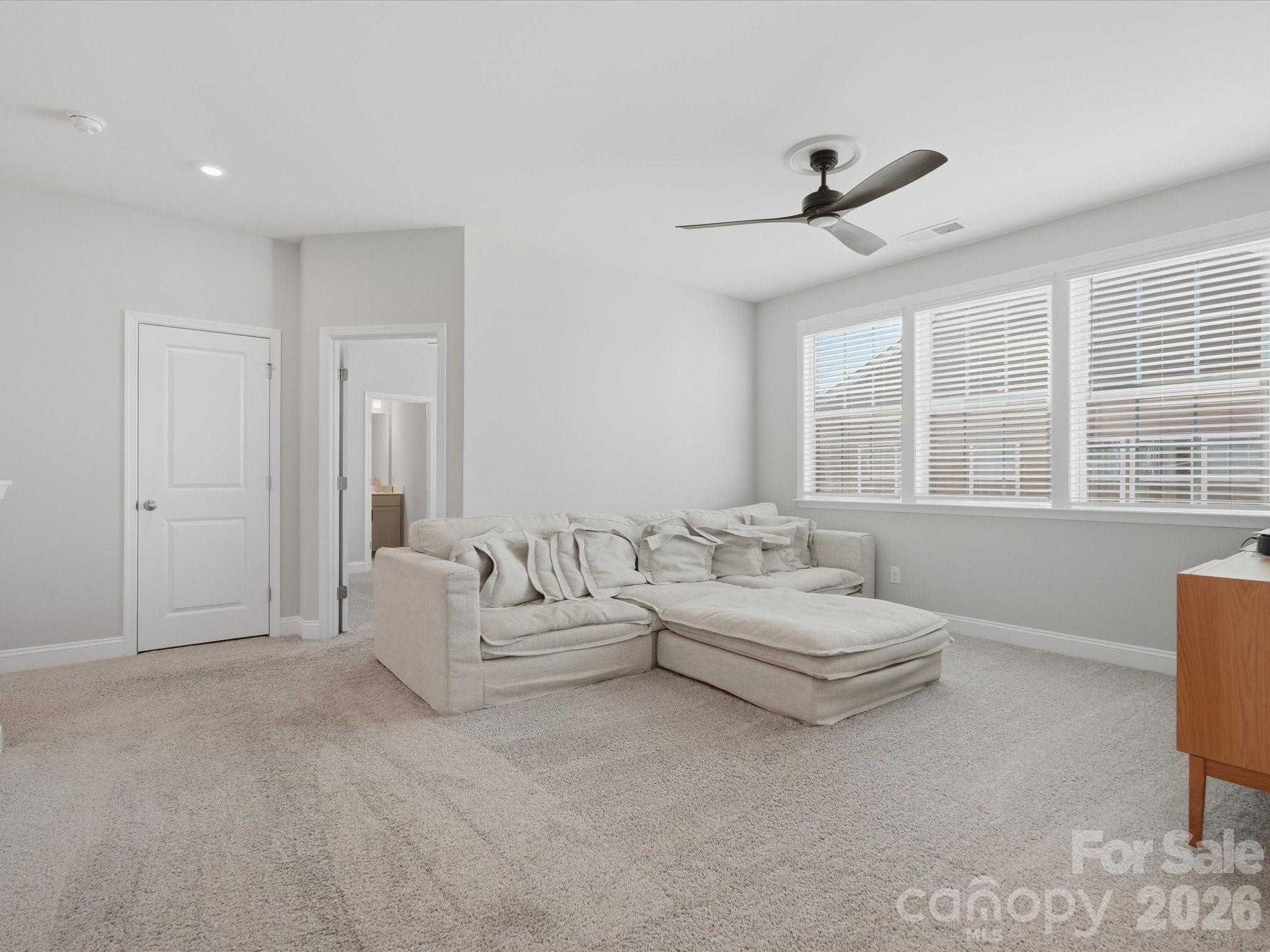 1001 Vettura Court Property Photo 28