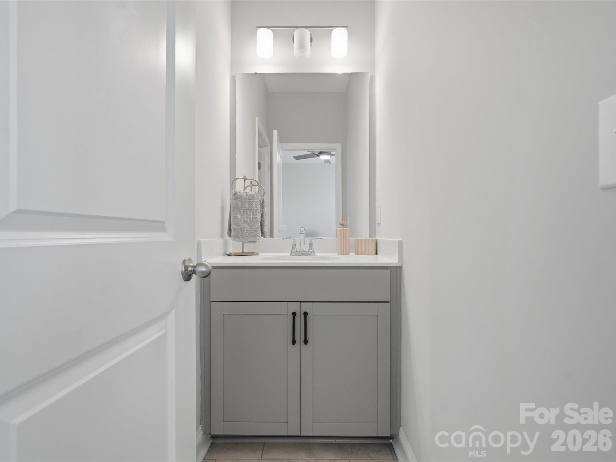 1001 Vettura Court Property Photo 35