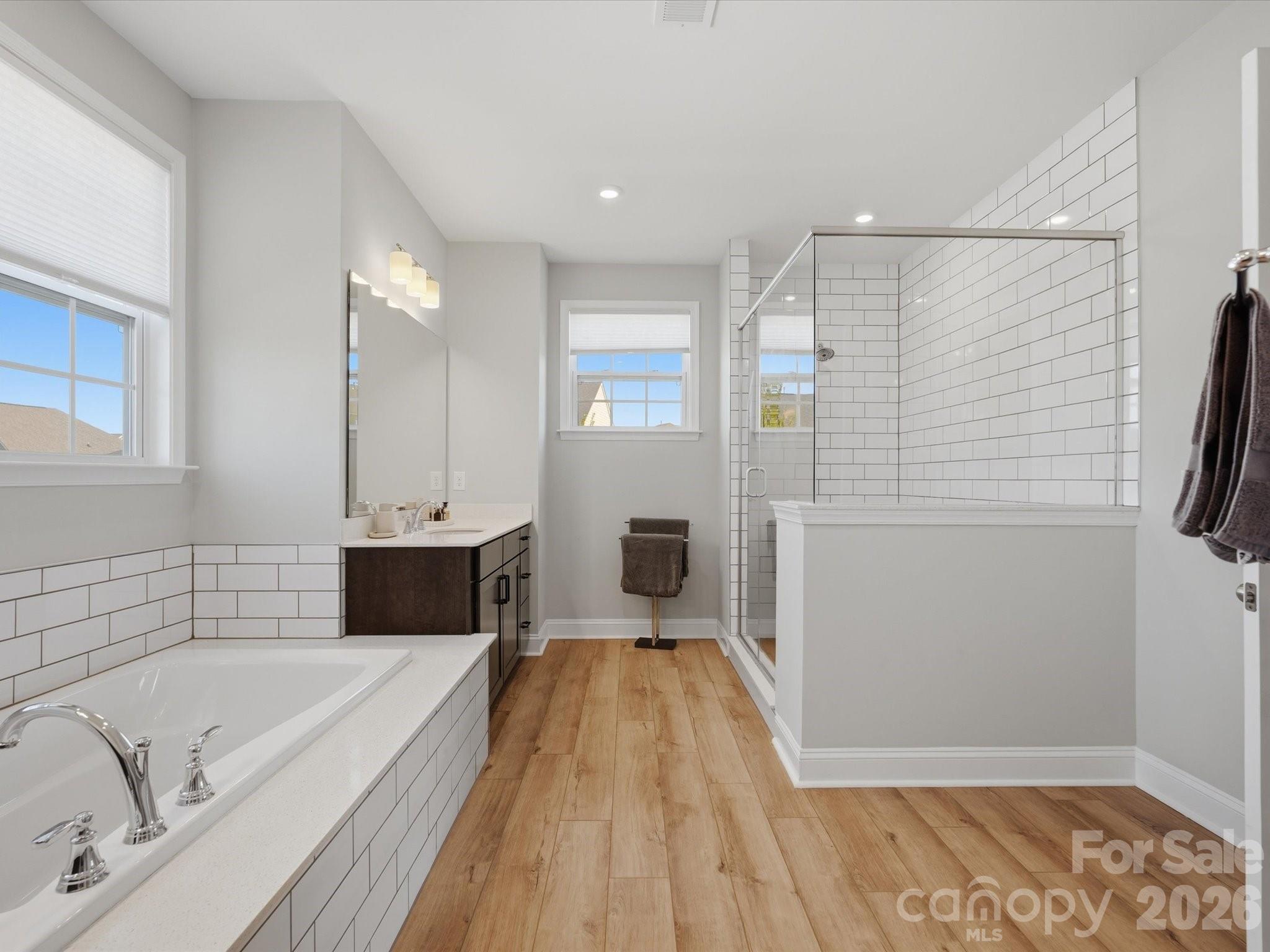 1001 Vettura Court Property Photo 39
