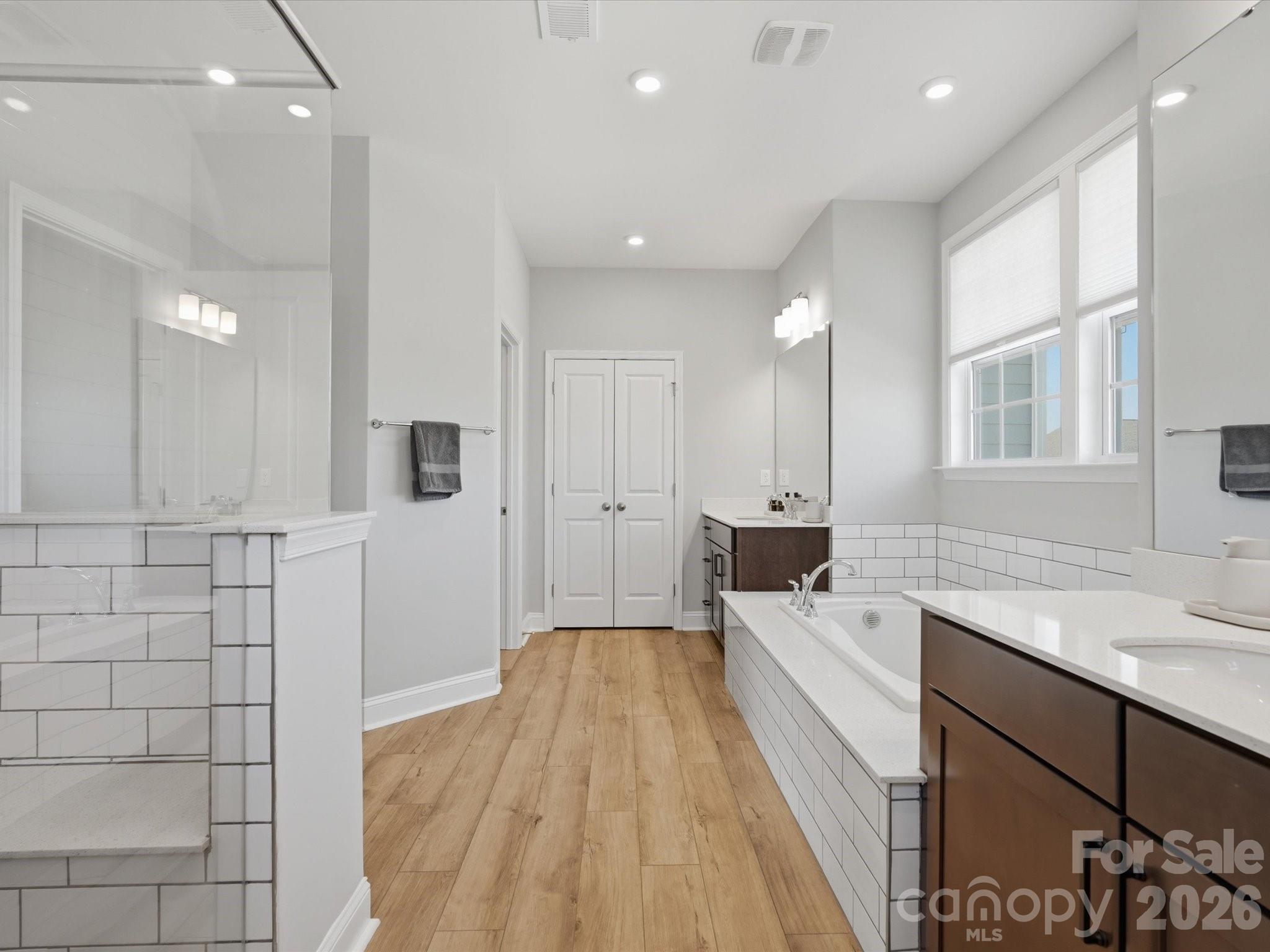 1001 Vettura Court Property Photo 41
