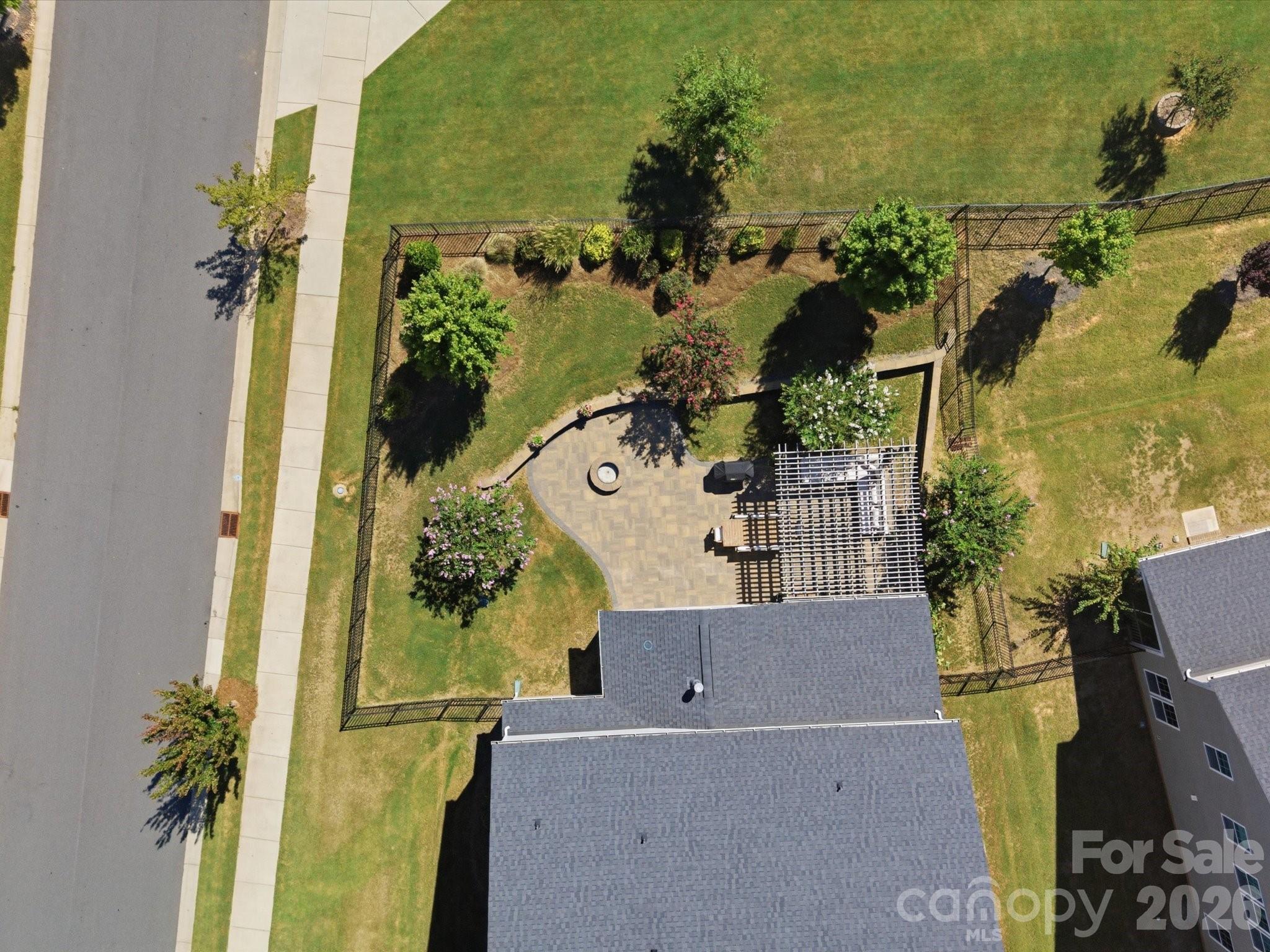 1001 Vettura Court Property Photo 48