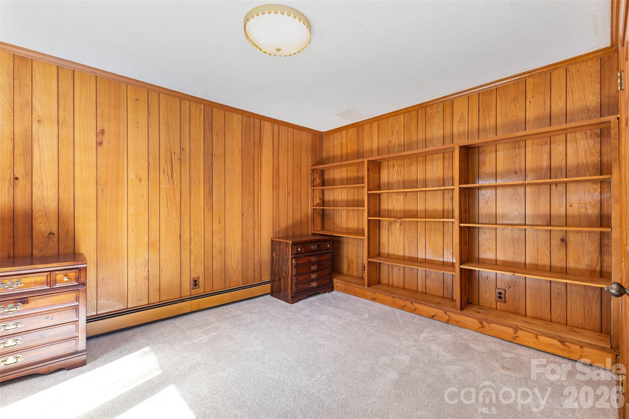475 Baymount Drive Property Photo 19