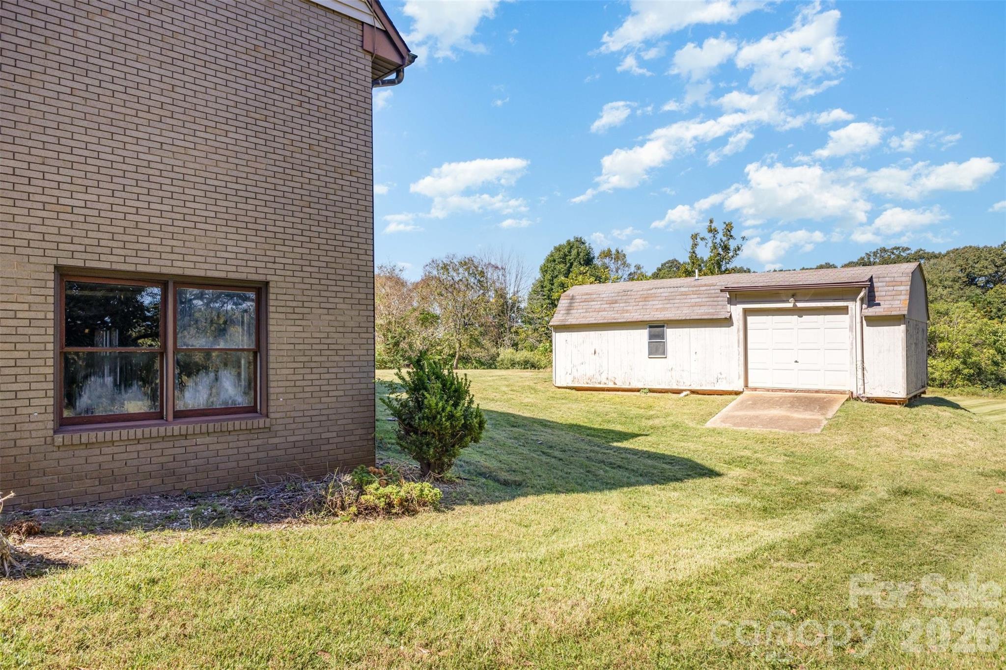 475 Baymount Drive Property Photo 39