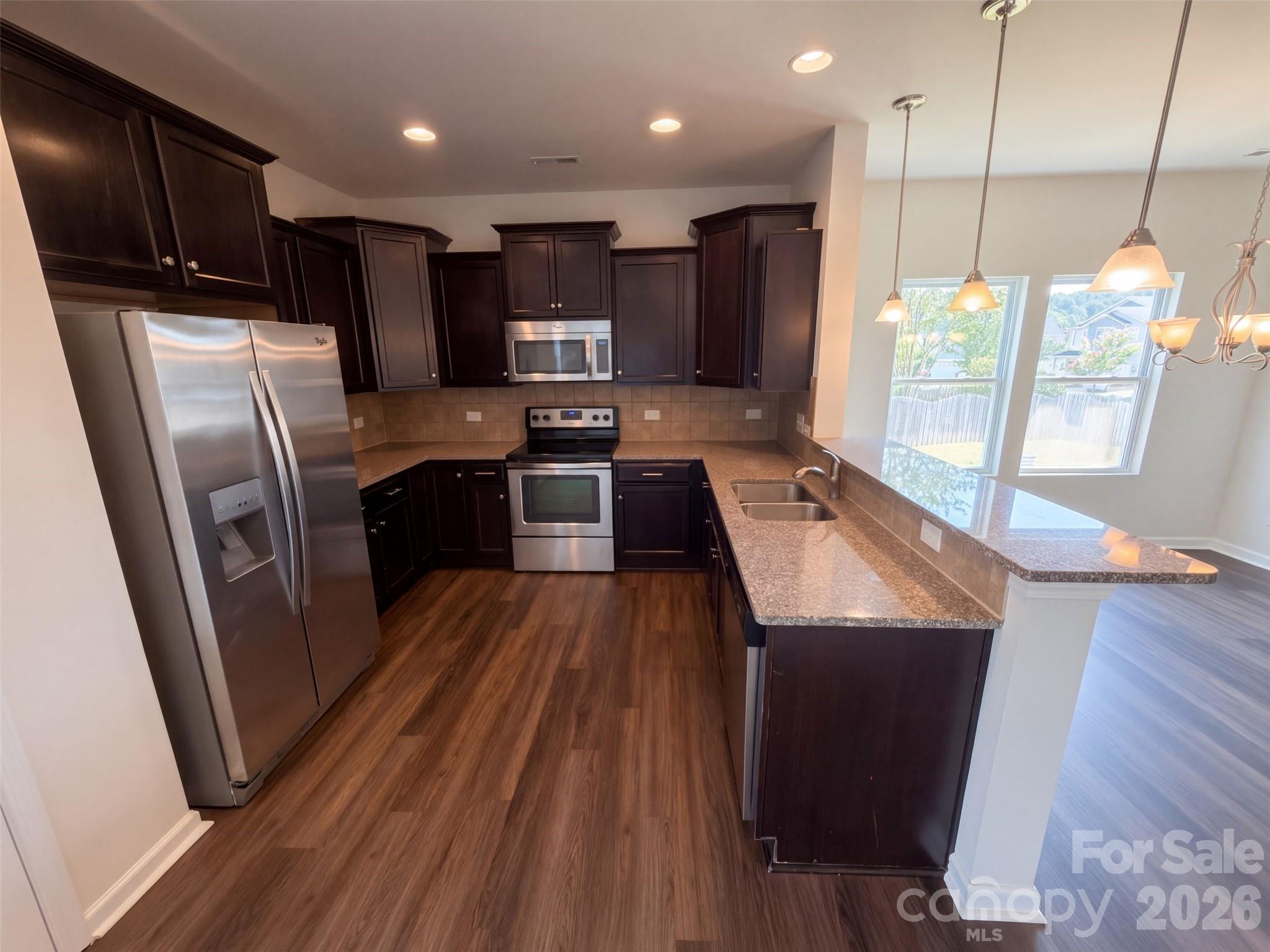 5043 Haven Lodge Road Property Photo 2