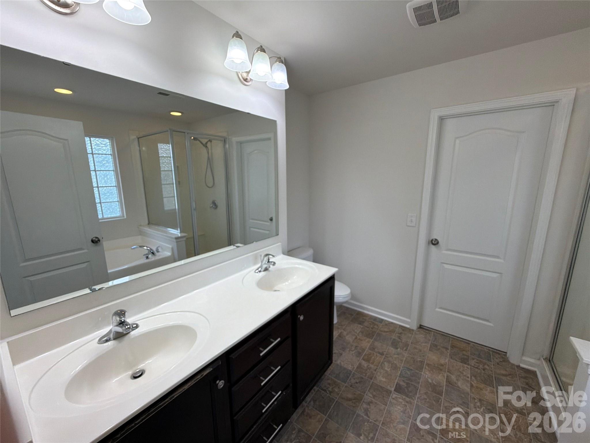 5043 Haven Lodge Road Property Photo 8