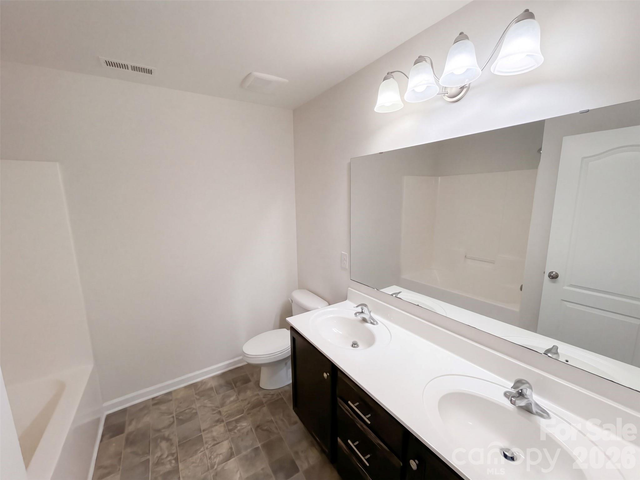 5043 Haven Lodge Road Property Photo 11
