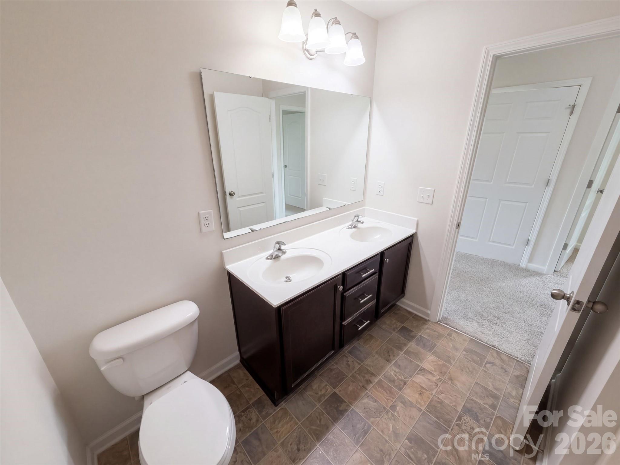5043 Haven Lodge Road Property Photo 12