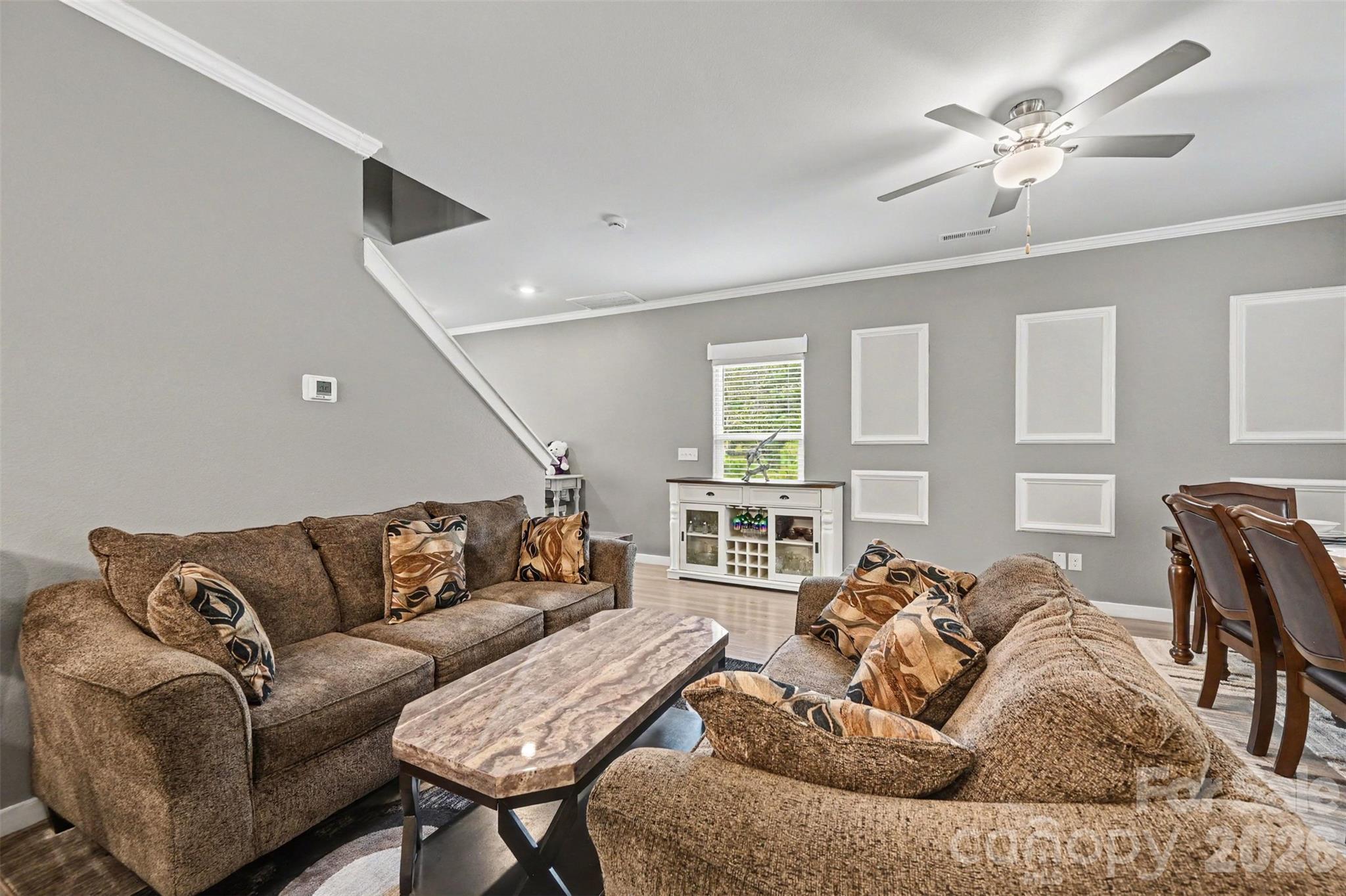 1582 Doran Terrace Property Photo 5