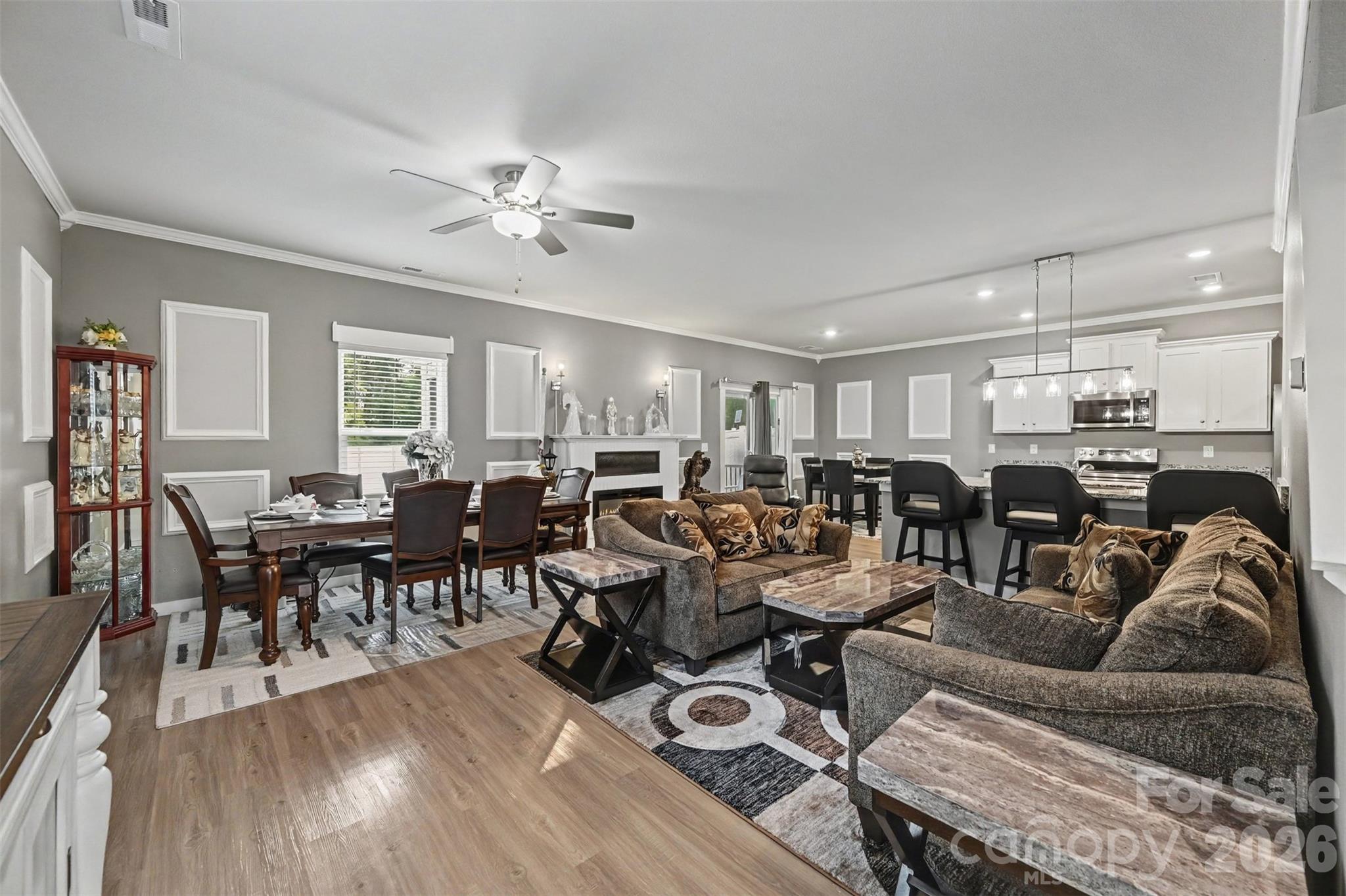 1582 Doran Terrace Property Photo 7