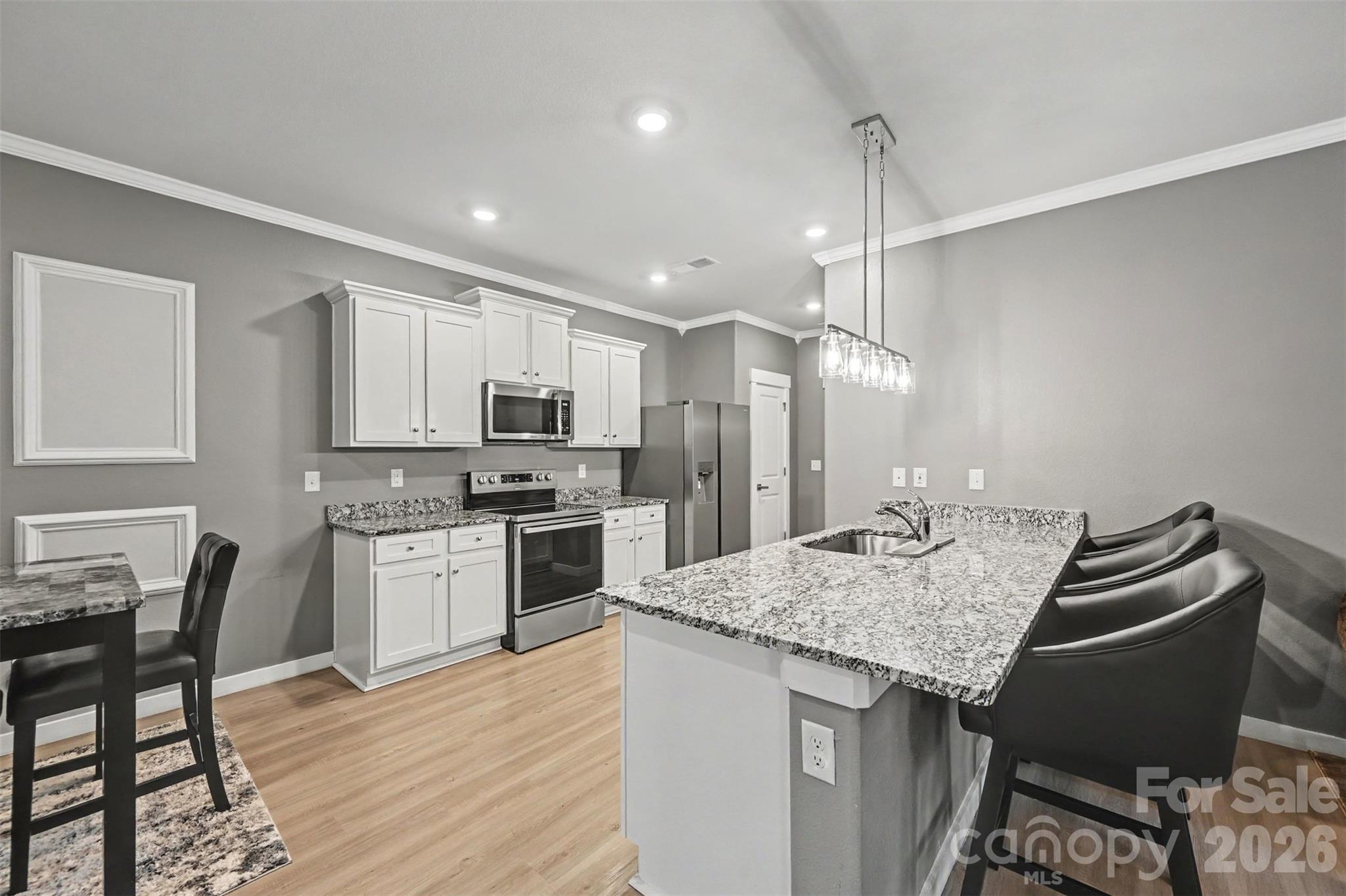1582 Doran Terrace Property Photo 9