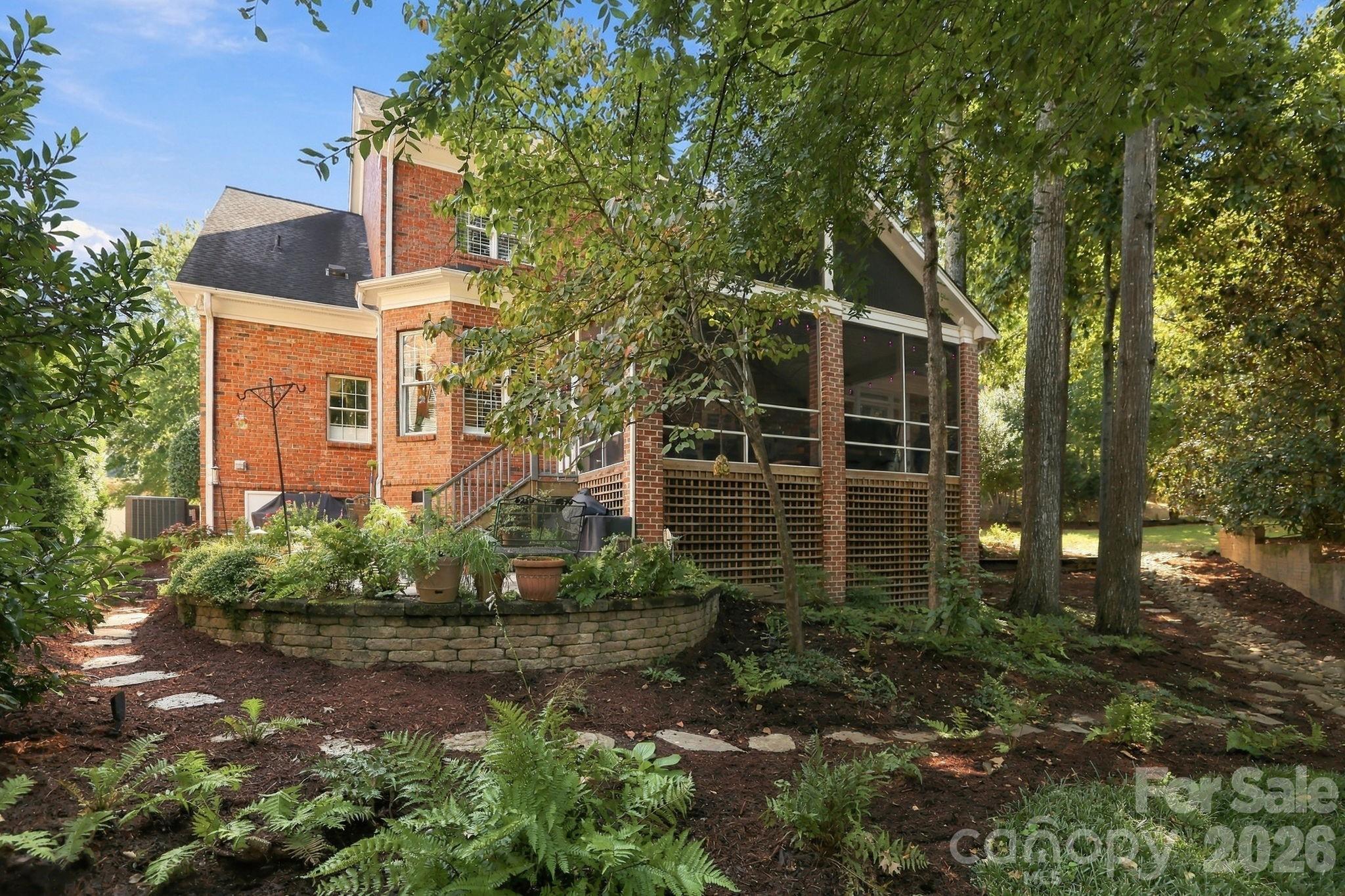 3716 Eastover Hills Court Property Photo 6