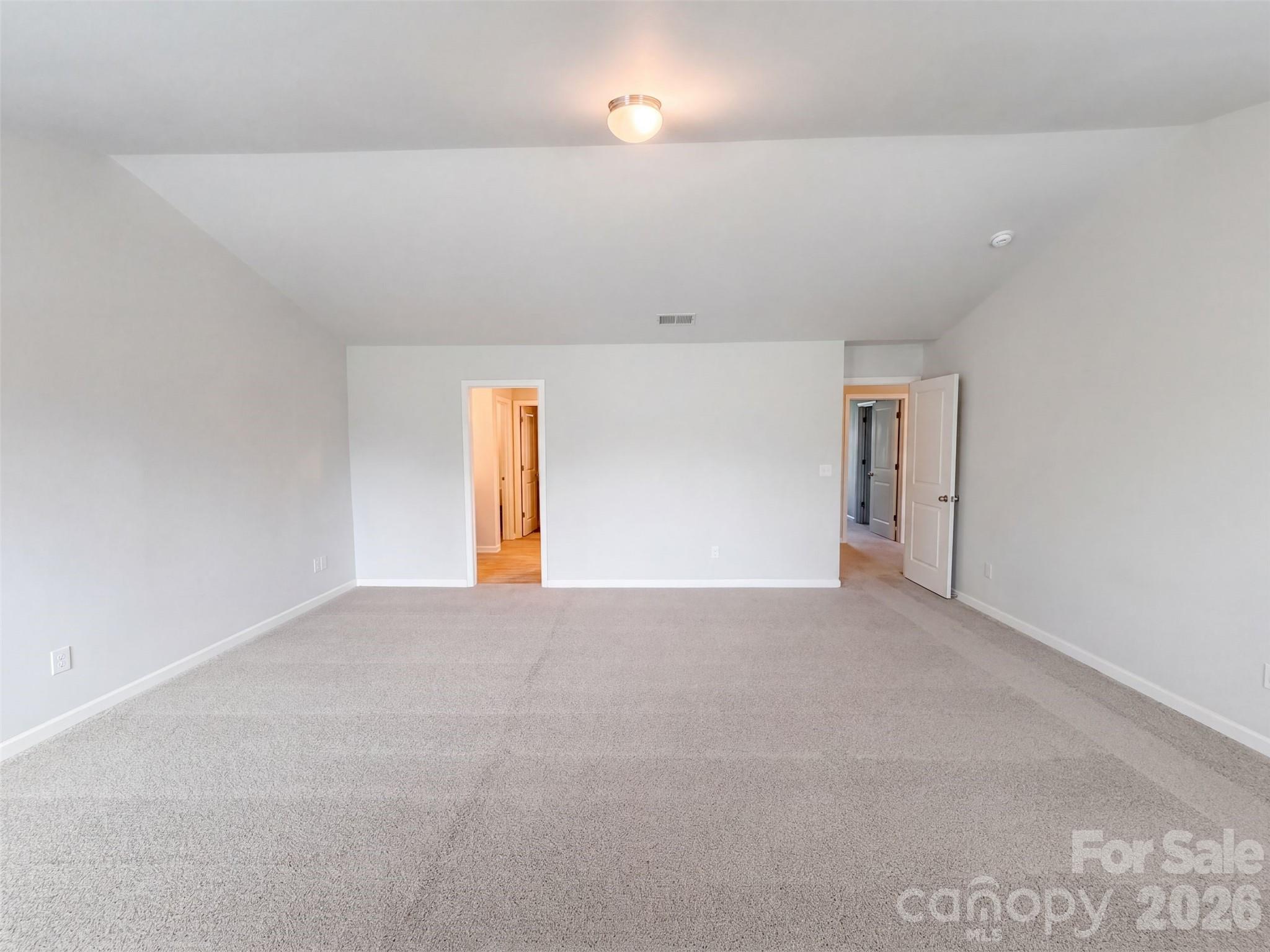 1554 Gaston Mountain Drive Property Photo 4