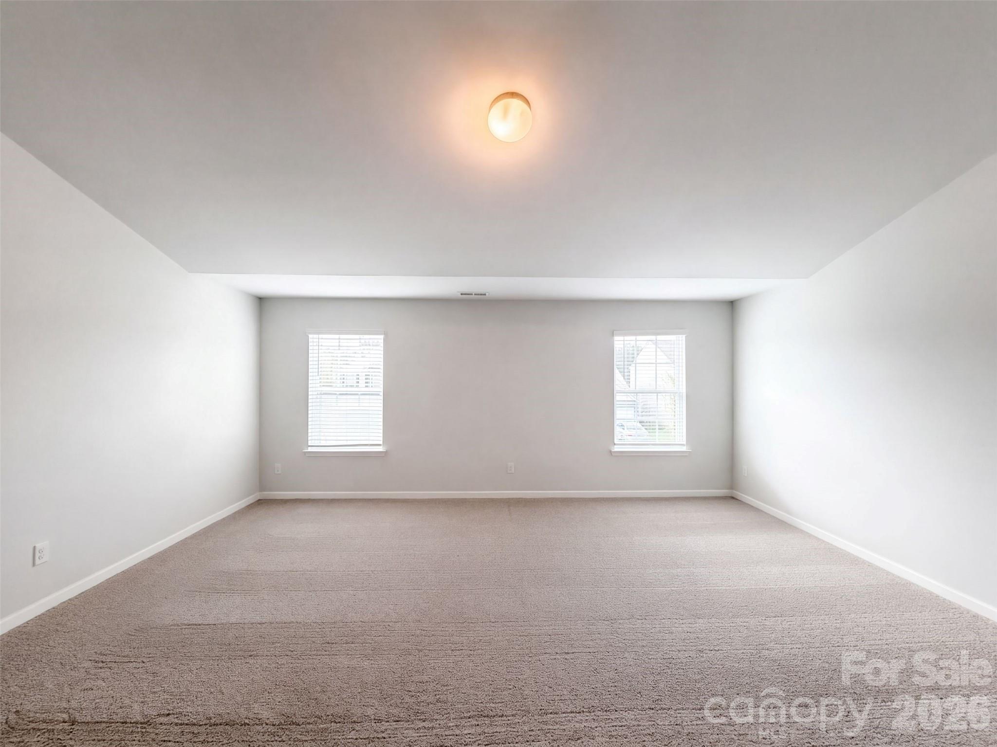 1554 Gaston Mountain Drive Property Photo 14