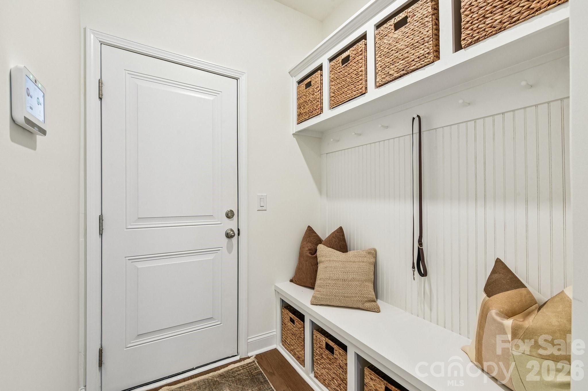386 Supernova Drive Property Photo 13