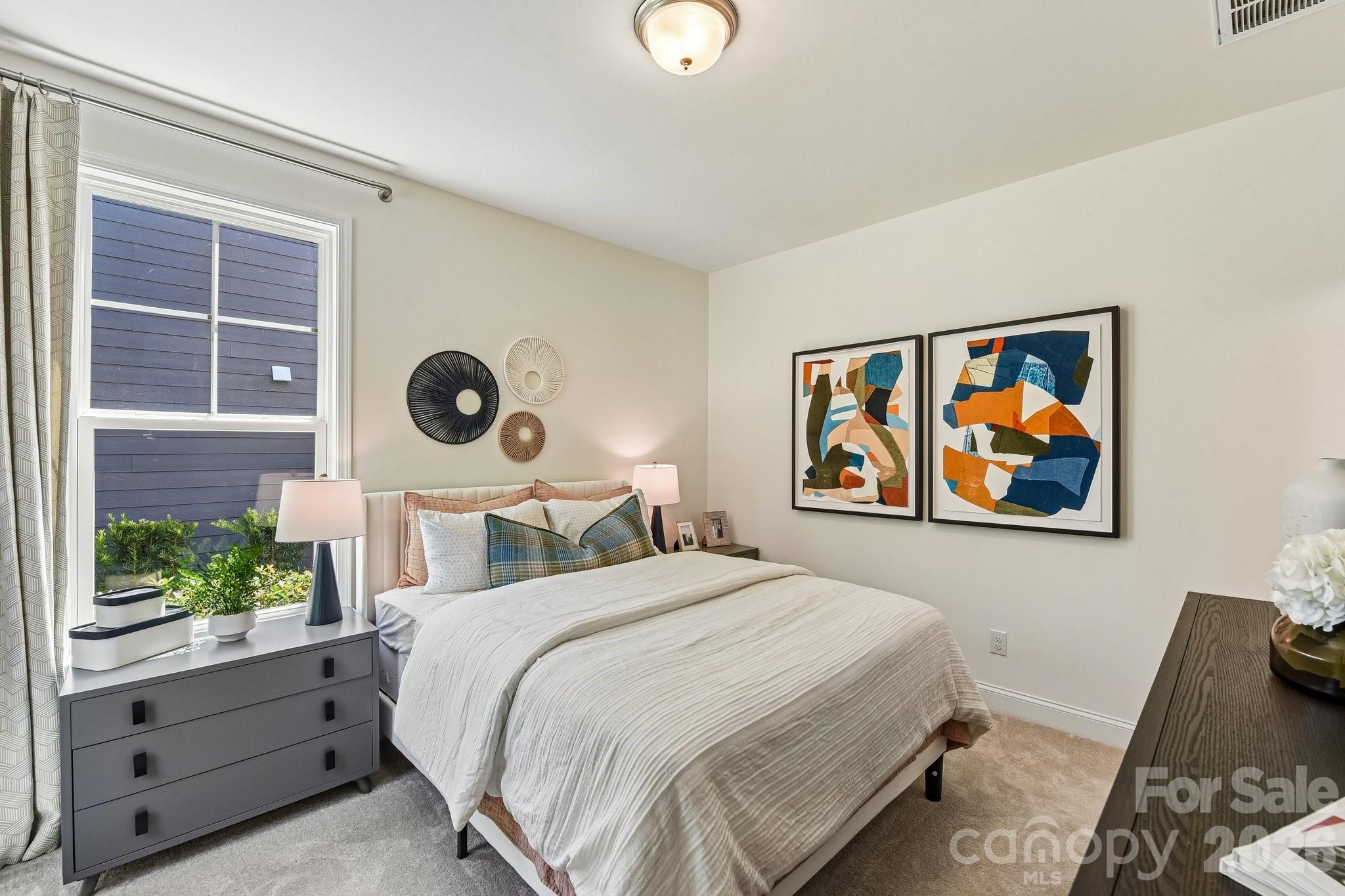 386 Supernova Drive Property Photo 15