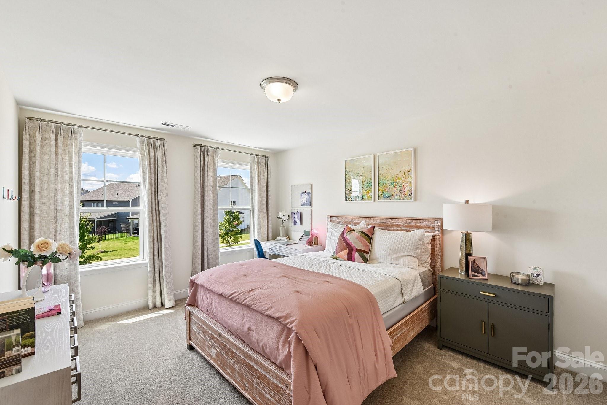 386 Supernova Drive Property Photo 20