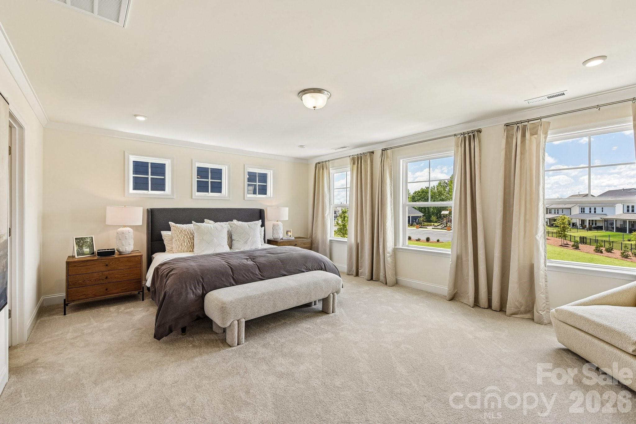 386 Supernova Drive Property Photo 30