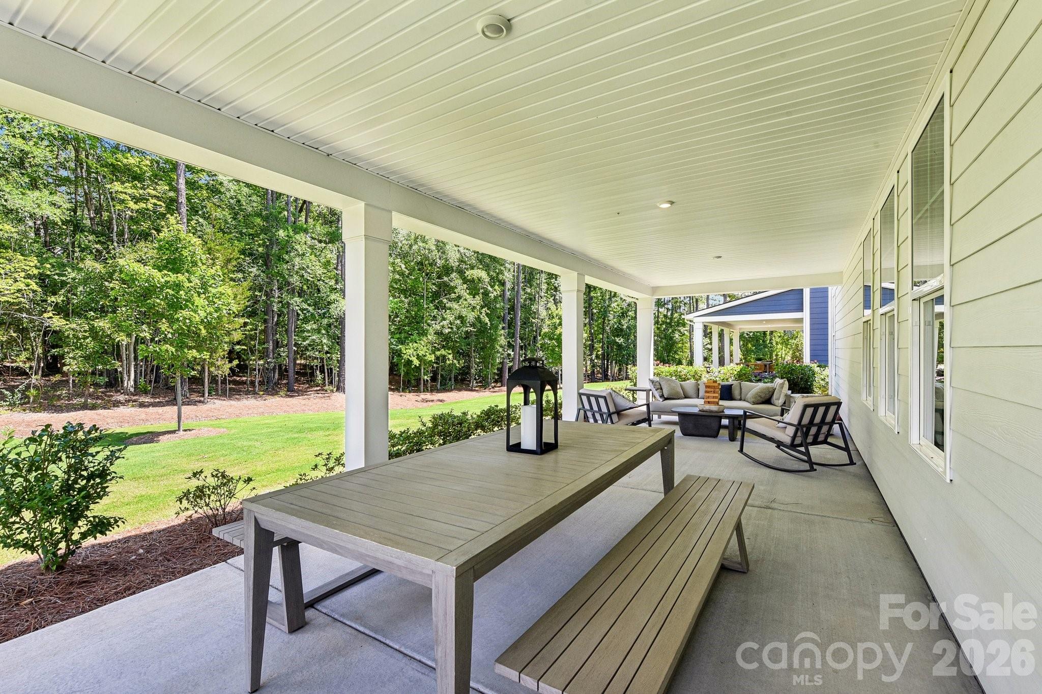 386 Supernova Drive Property Photo 36