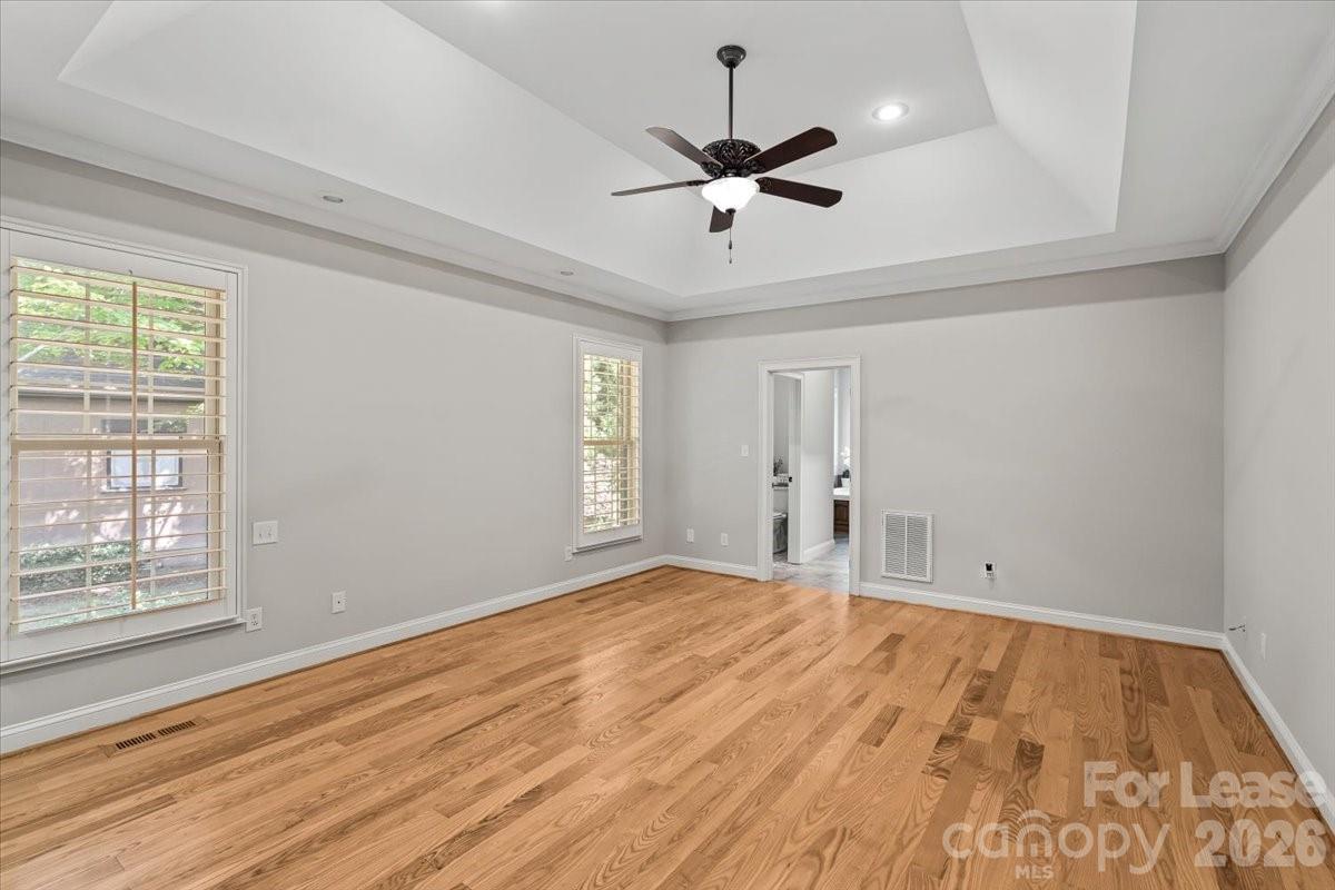7832 Chapel Creek Drive Property Photo 15