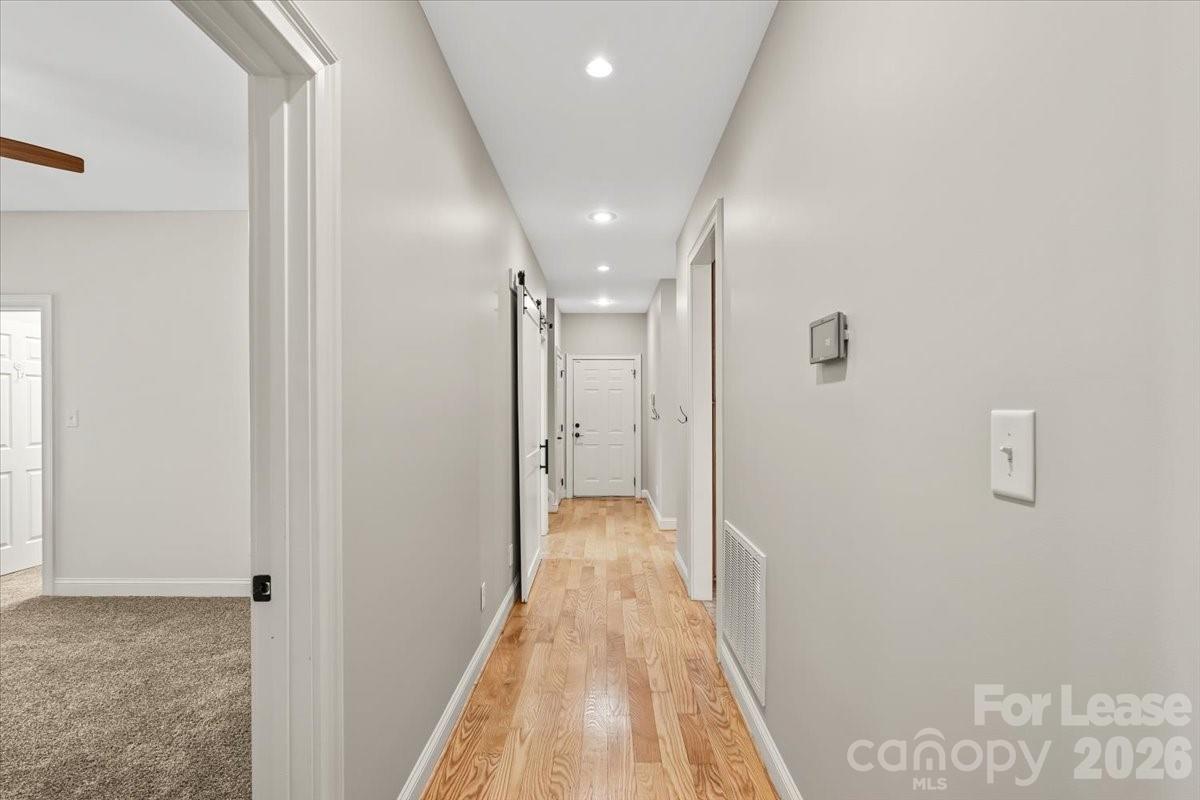 7832 Chapel Creek Drive Property Photo 23