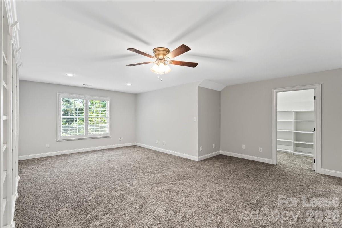 7832 Chapel Creek Drive Property Photo 36