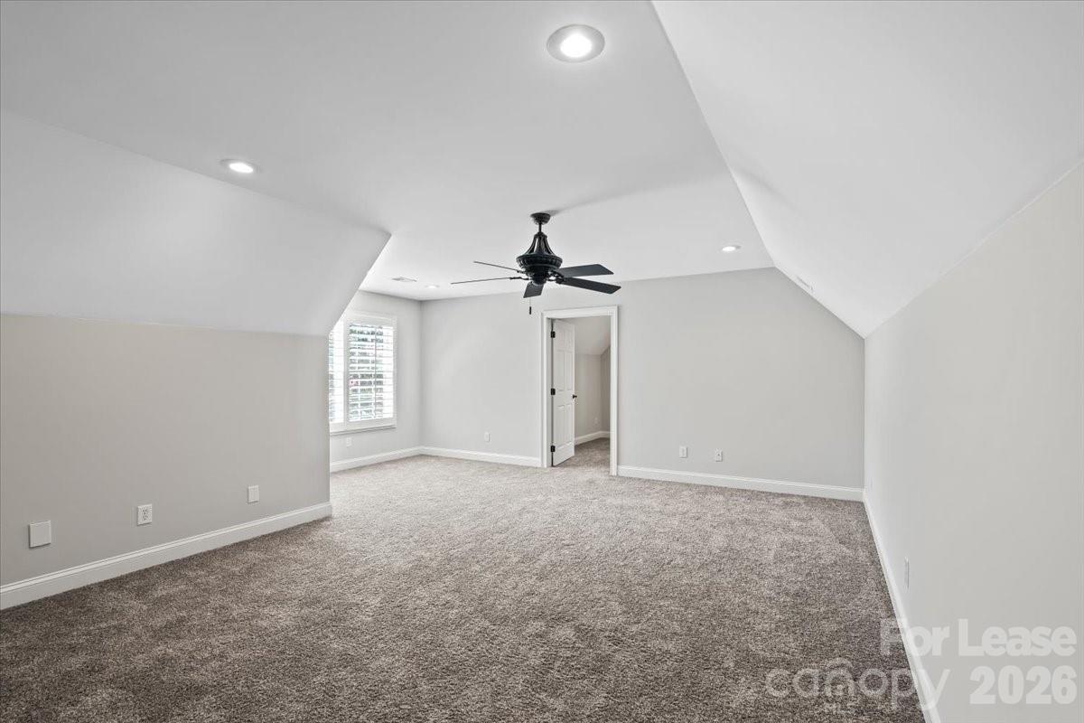 7832 Chapel Creek Drive Property Photo 38