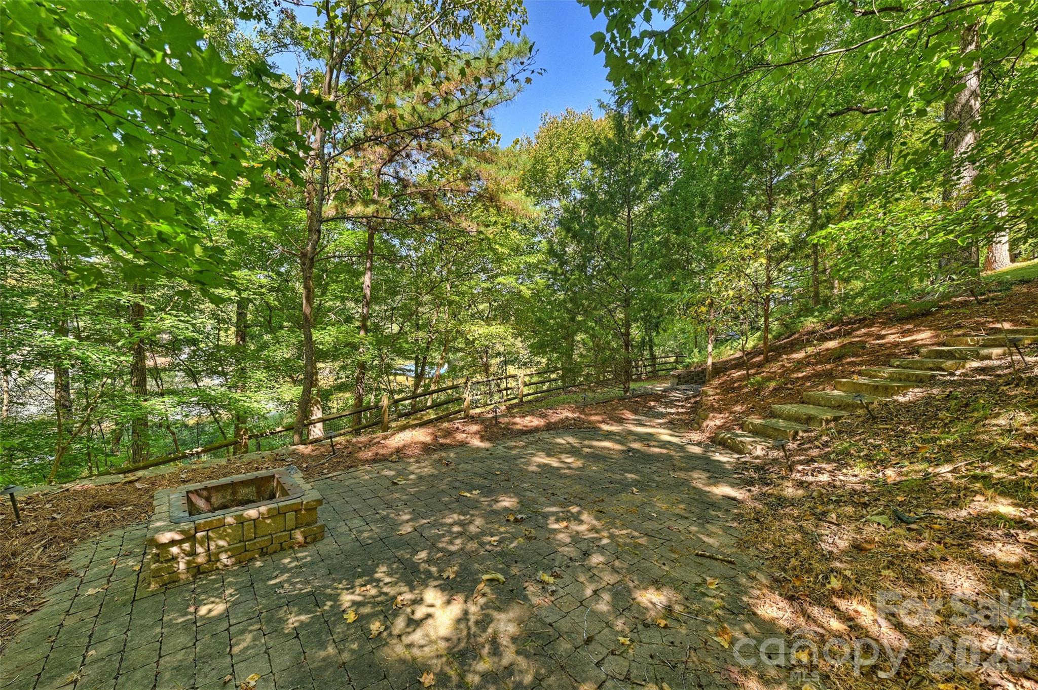 12039 Spinnaker Drive Property Photo 44