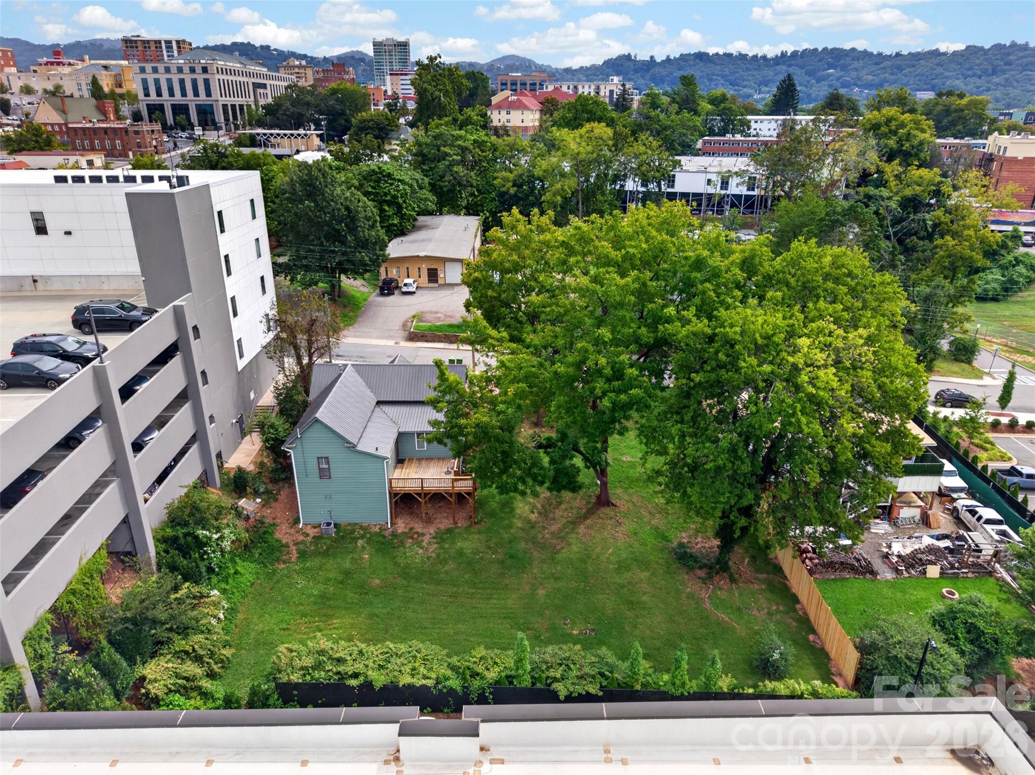 21 Pearl Street Property Photo 2