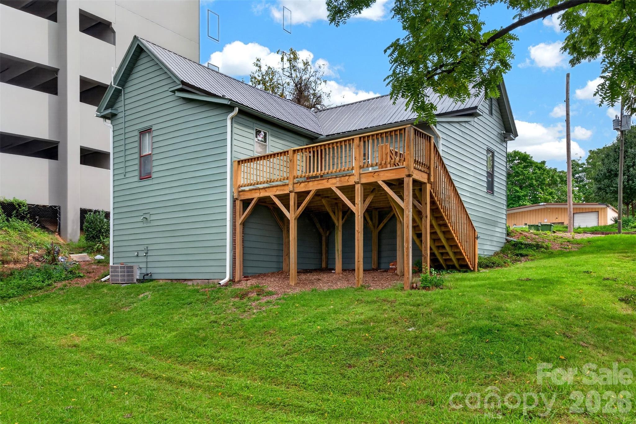 21 Pearl Street Property Photo 12