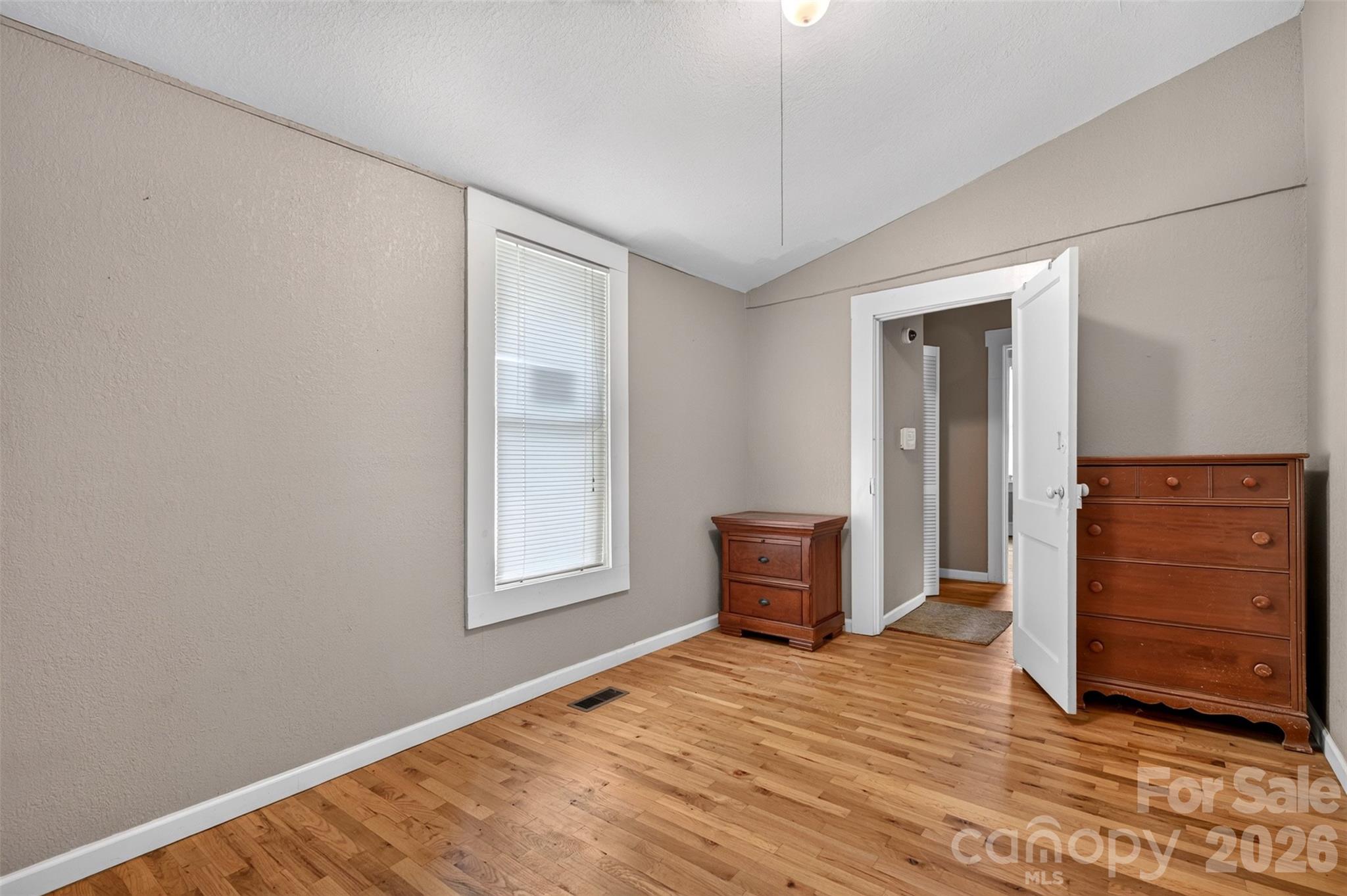 21 Pearl Street Property Photo 33