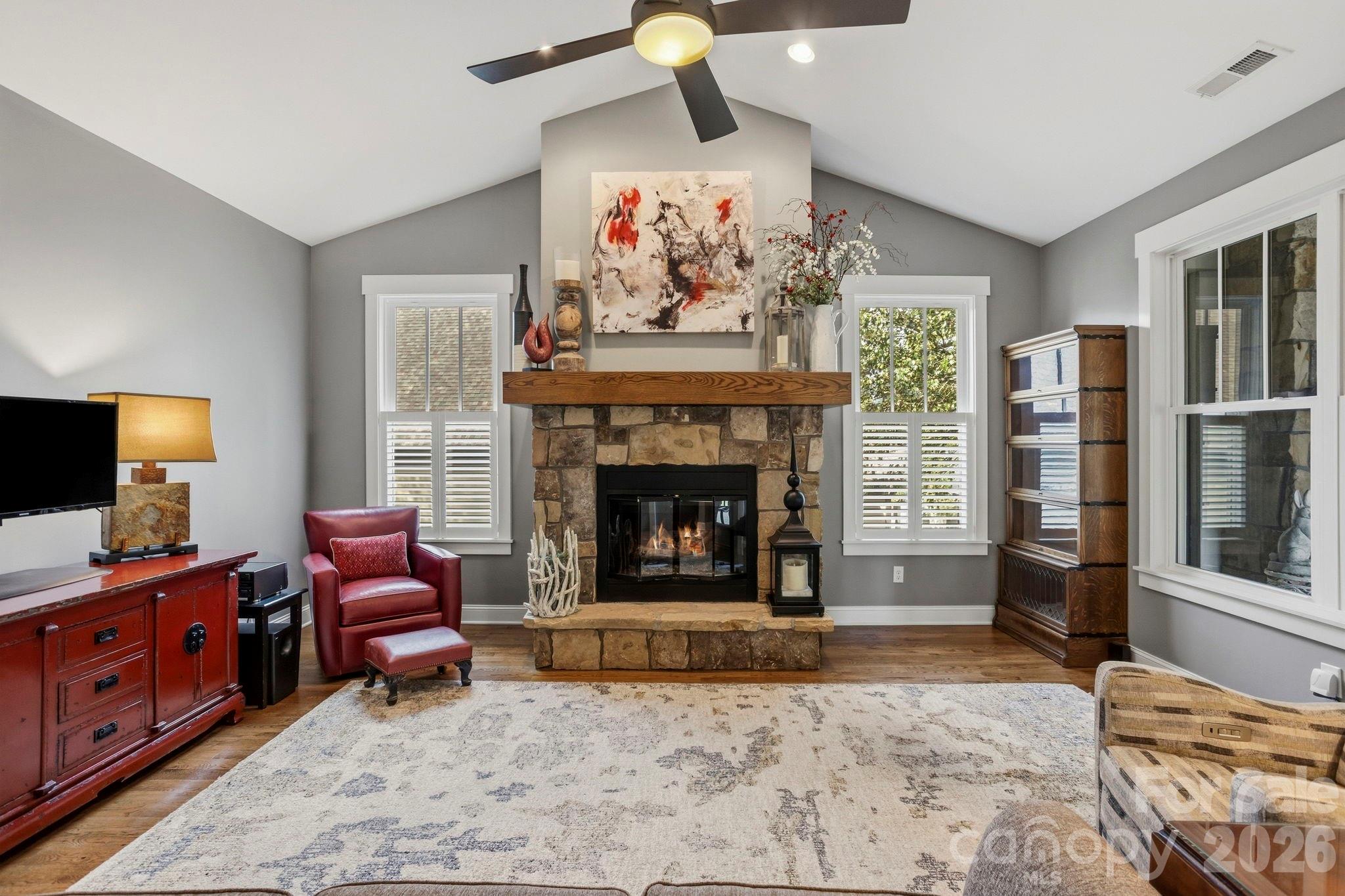 100 Barnrock Drive Property Photo 8