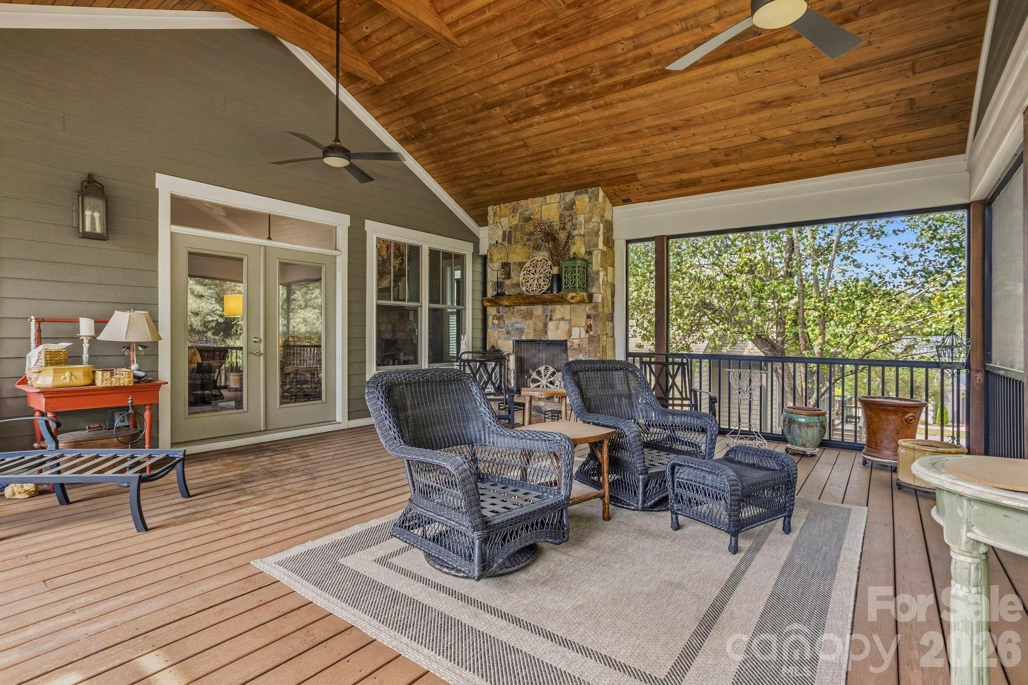 100 Barnrock Drive Property Photo 37