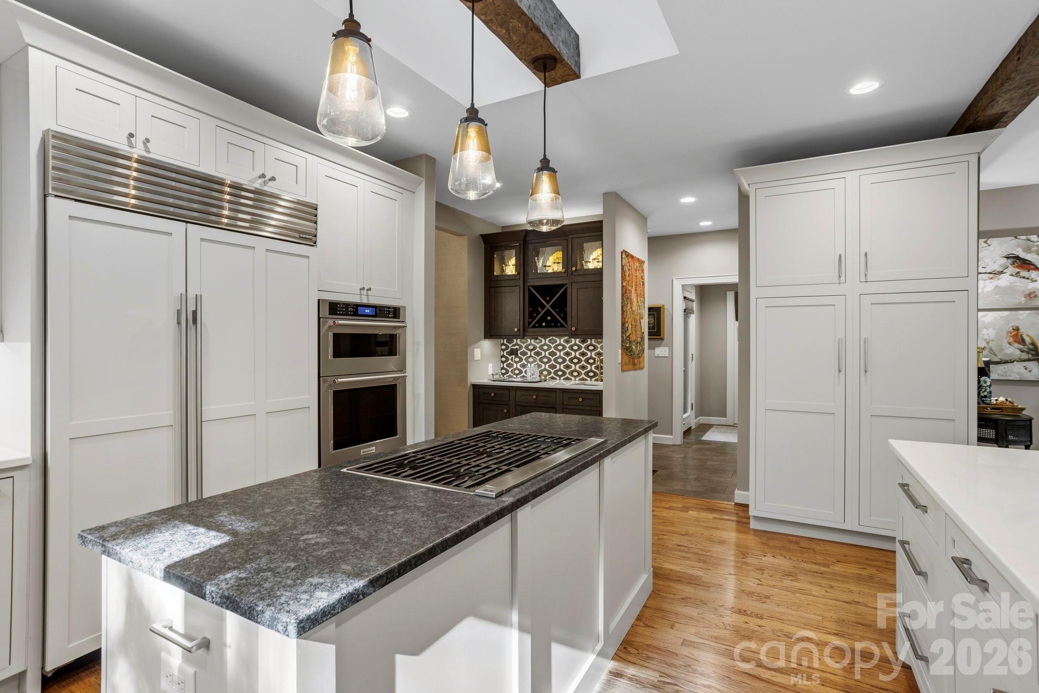 308 Kenmure Drive Property Photo 14
