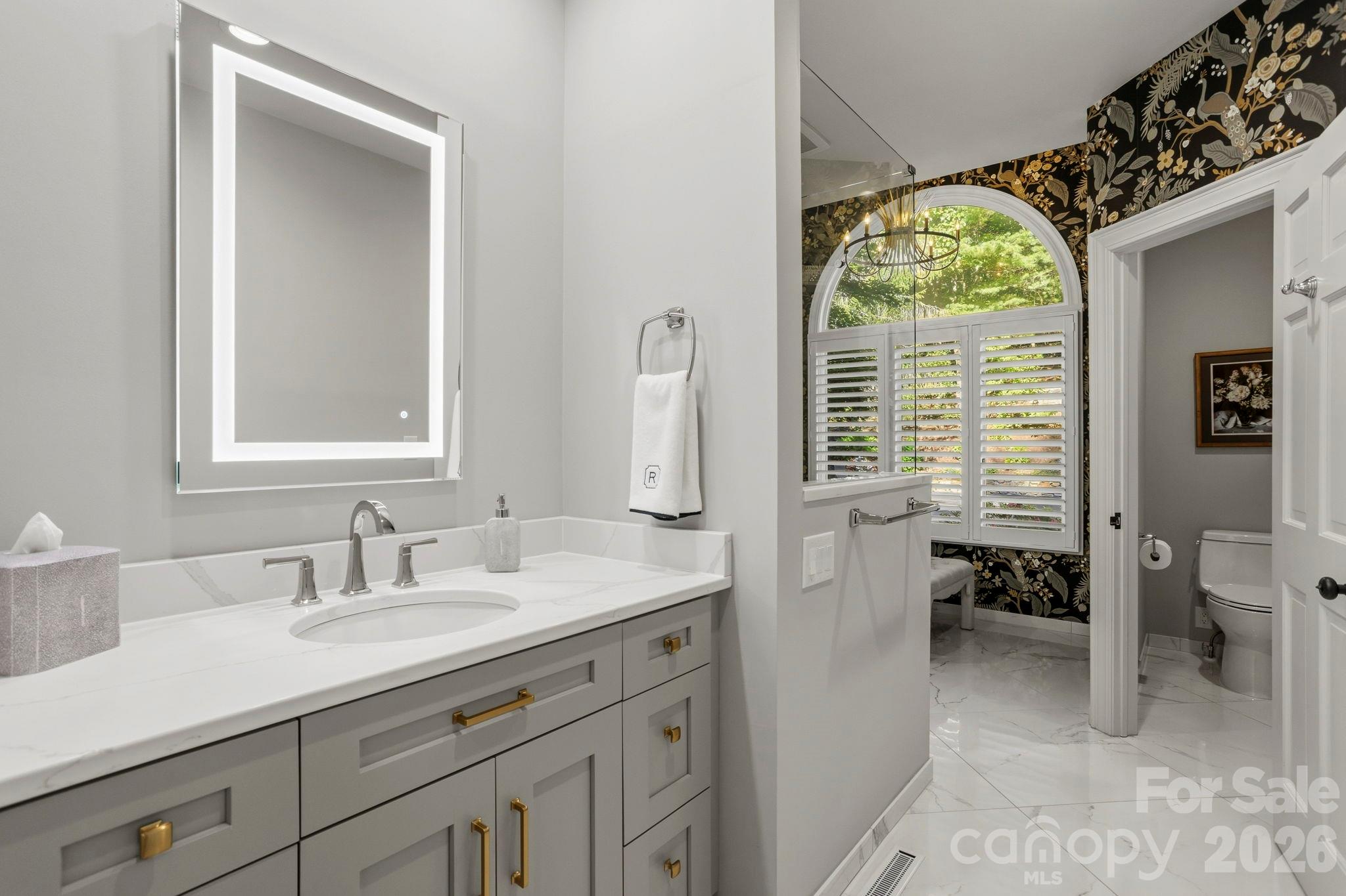 308 Kenmure Drive Property Photo 23
