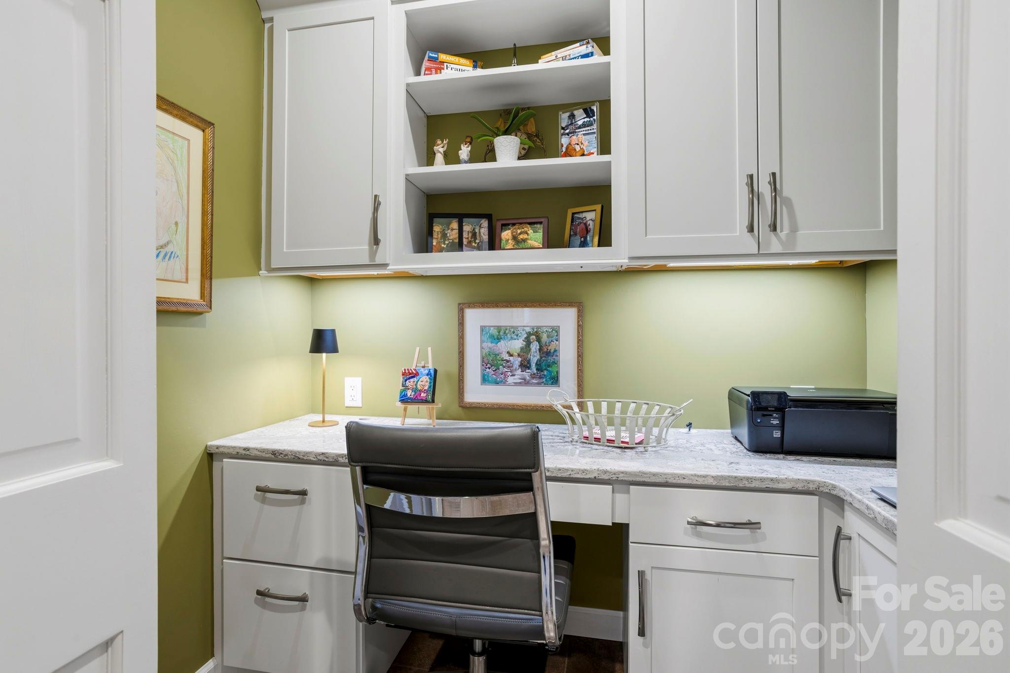 308 Kenmure Drive Property Photo 28