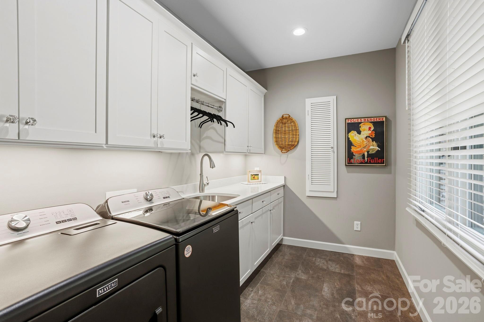 308 Kenmure Drive Property Photo 31