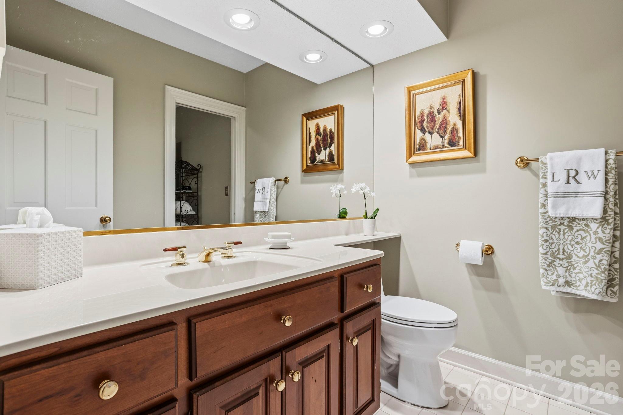 308 Kenmure Drive Property Photo 42