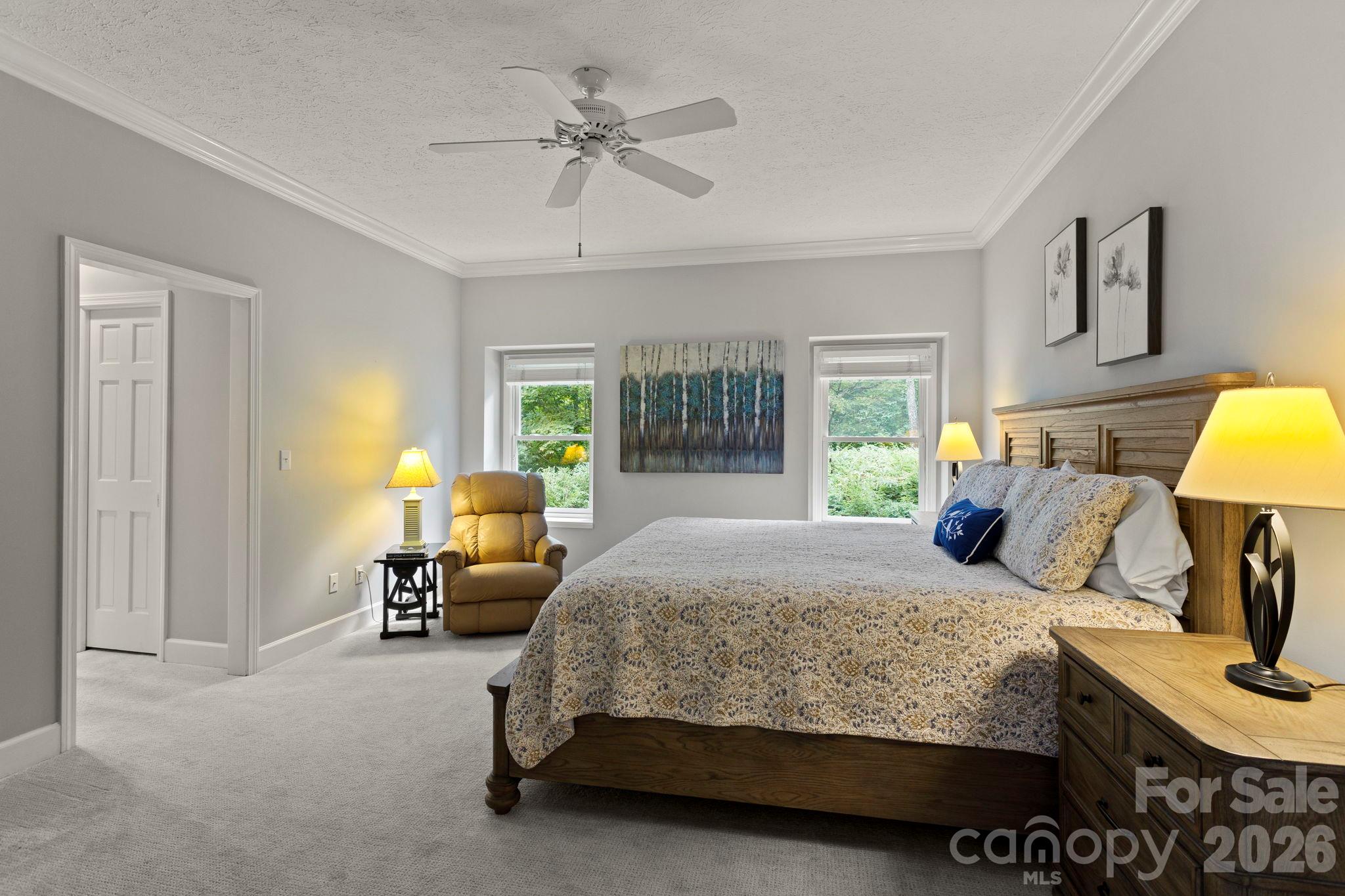 324 Kenmure Drive Property Photo 15